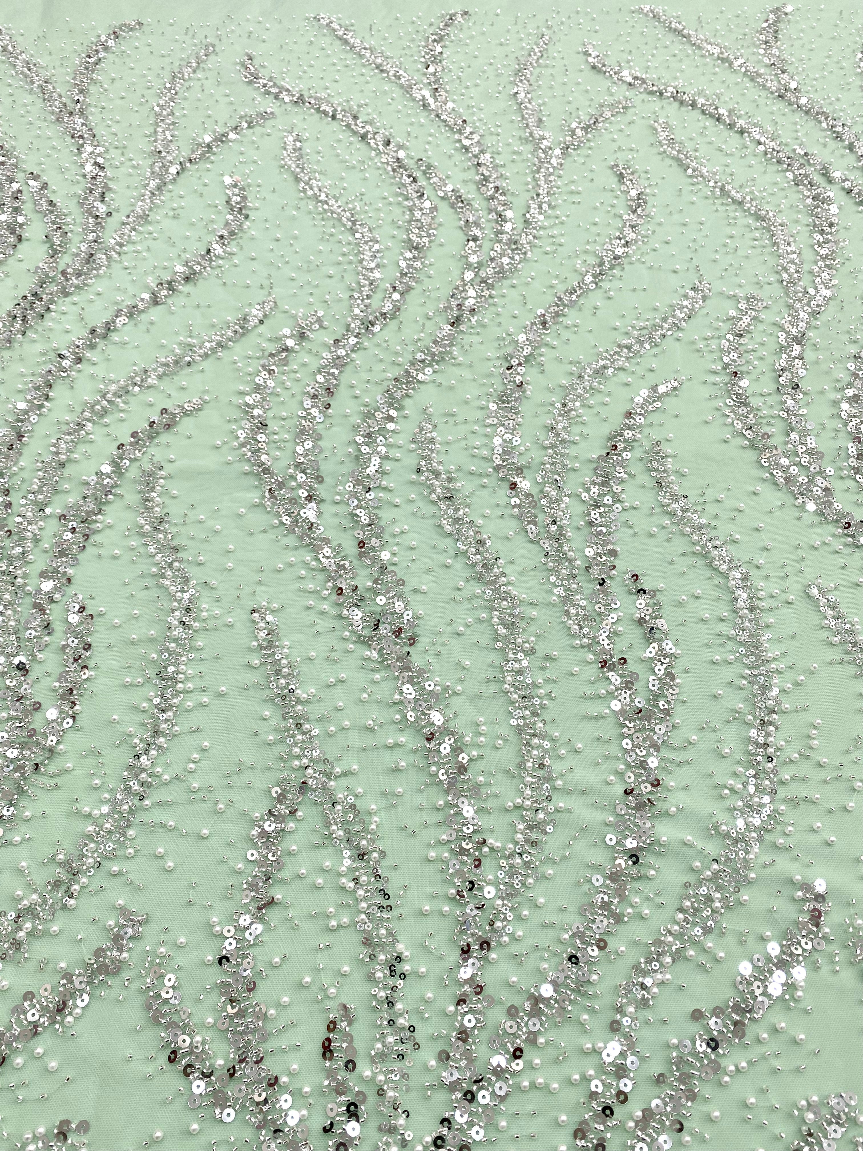Dantela Couture Argintie pe Tulle Verde Menta cu Perle, Margele si Paiete
