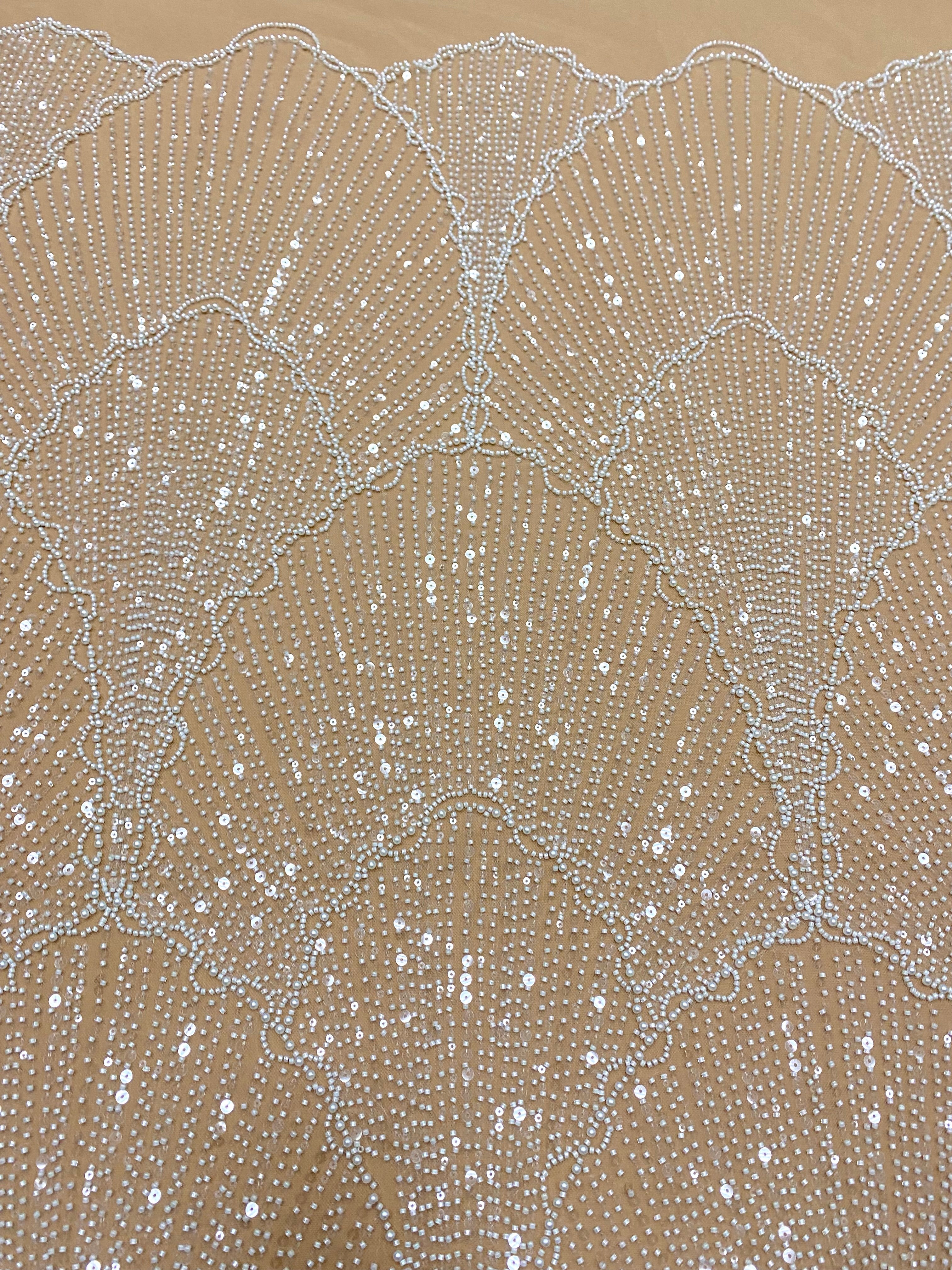 Dantela Couture Ivory cu Tulle Nude cu Model Geometric, cu Perle, Margele si Paiete