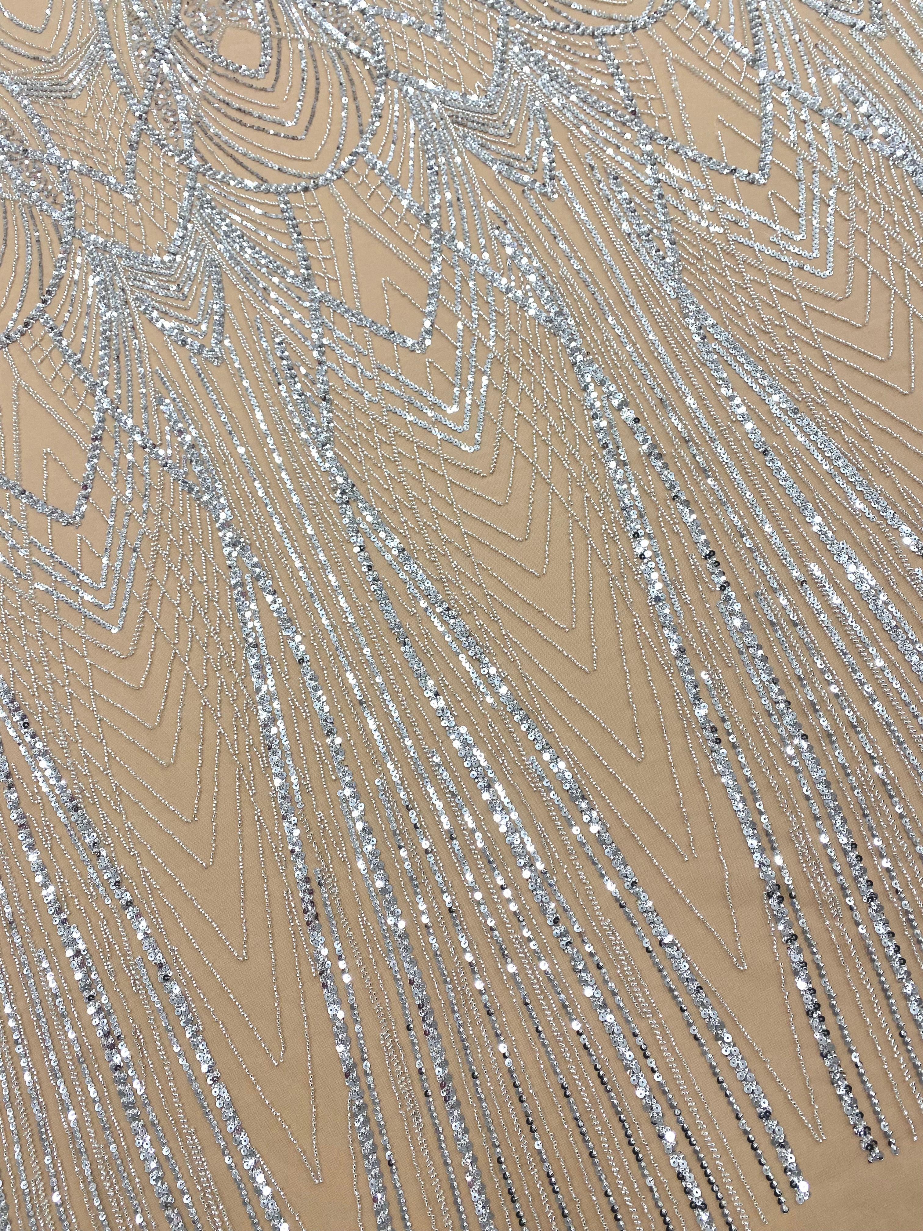 Dantela Couture Argintie pe Tulle Nude cu Panou, cu Margele si Paiete