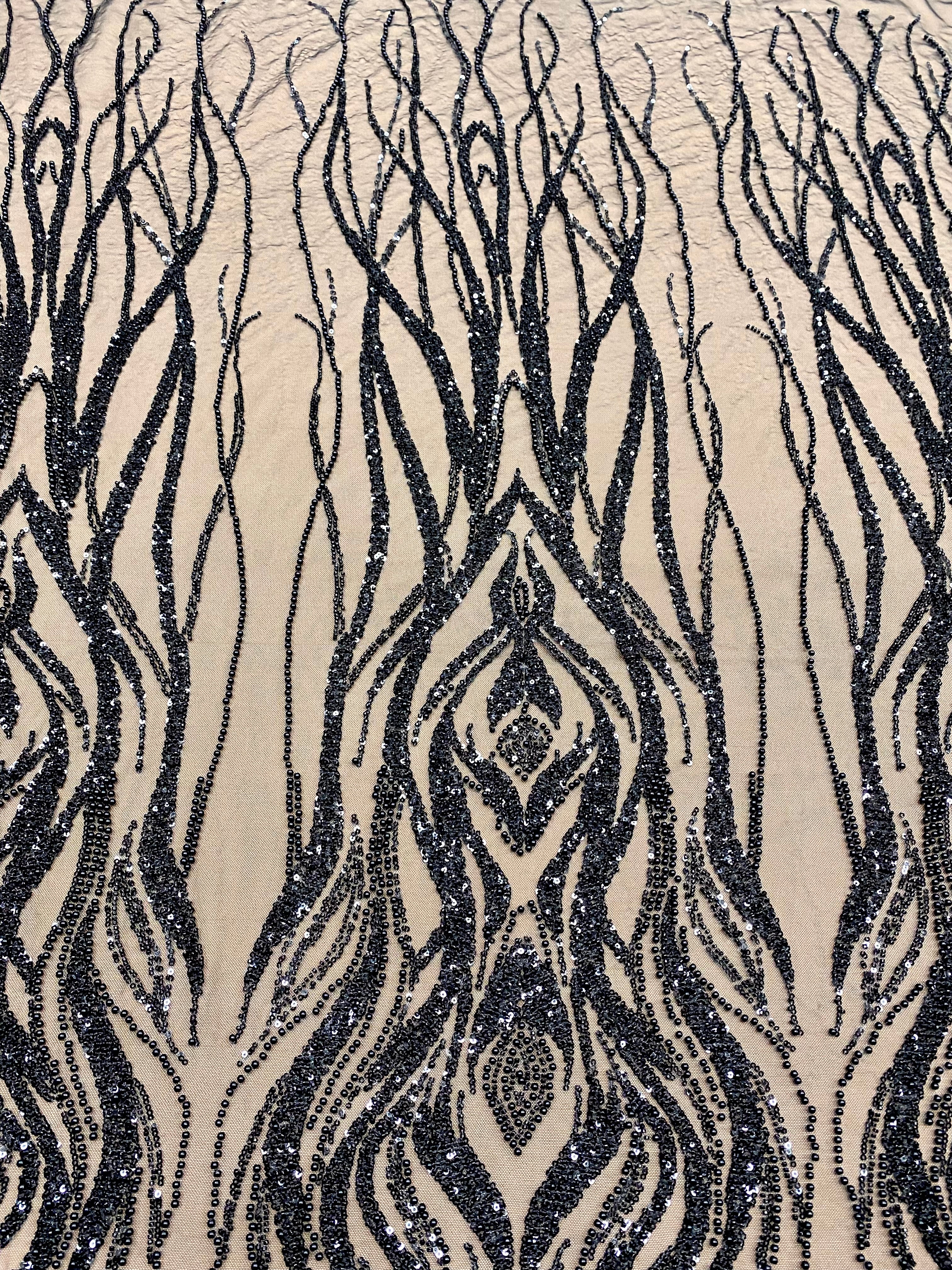 Dantela Couture Neagra cu Model Geometric, cu Perle, Margele si Paiete