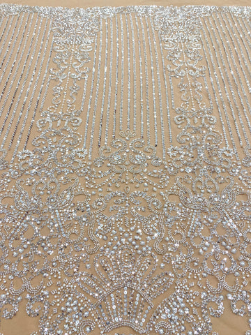 Dantela Couture Argintie pe Tulle Nude cu Model Geometric, cu Perle, Margele si Paiete