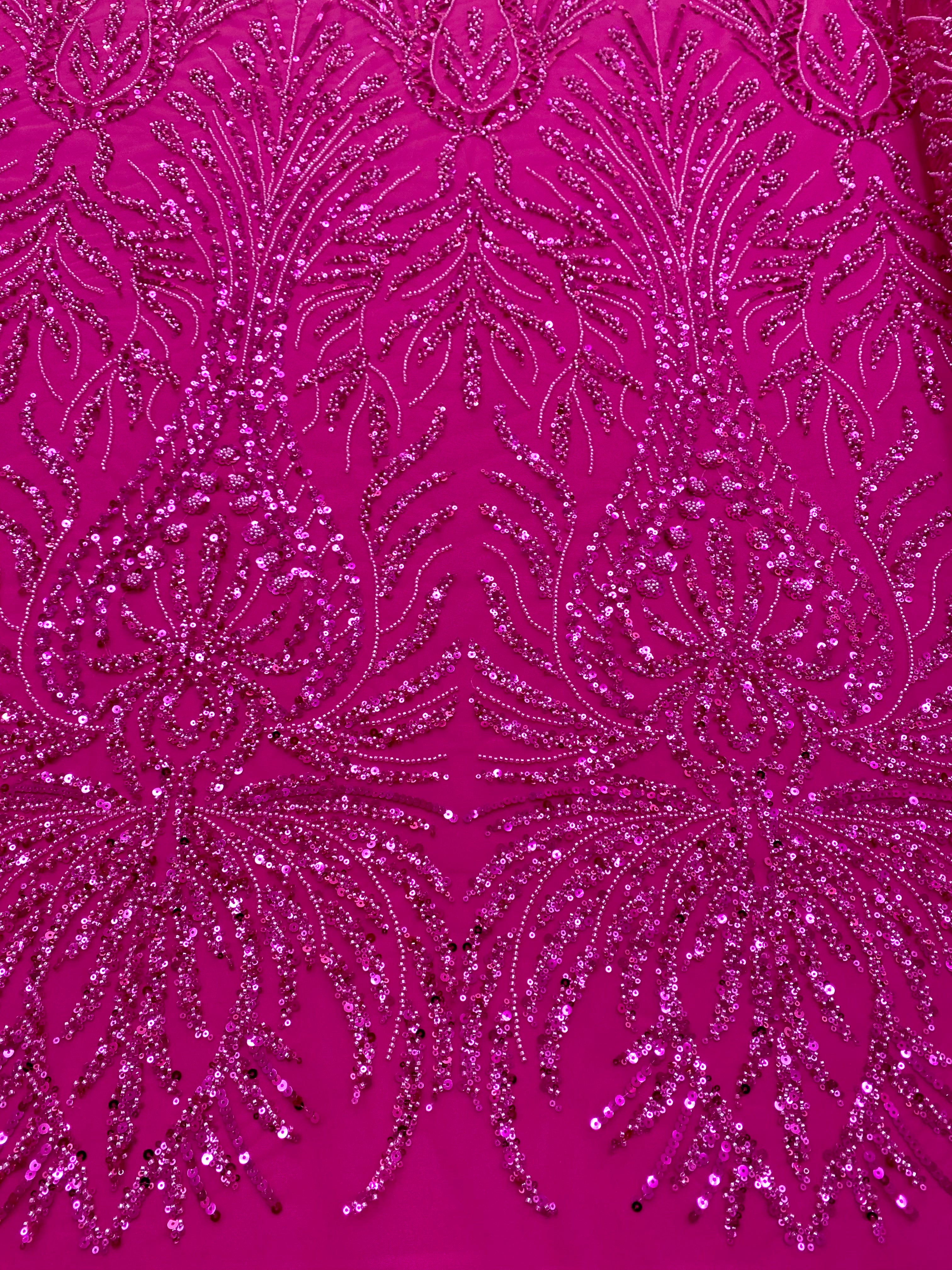 Dantela Couture Fucsia cu Model Geometric, cu Margele si Paiete