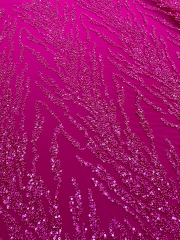Dantela Couture Fucsia cu Perle, Margele si Paiete