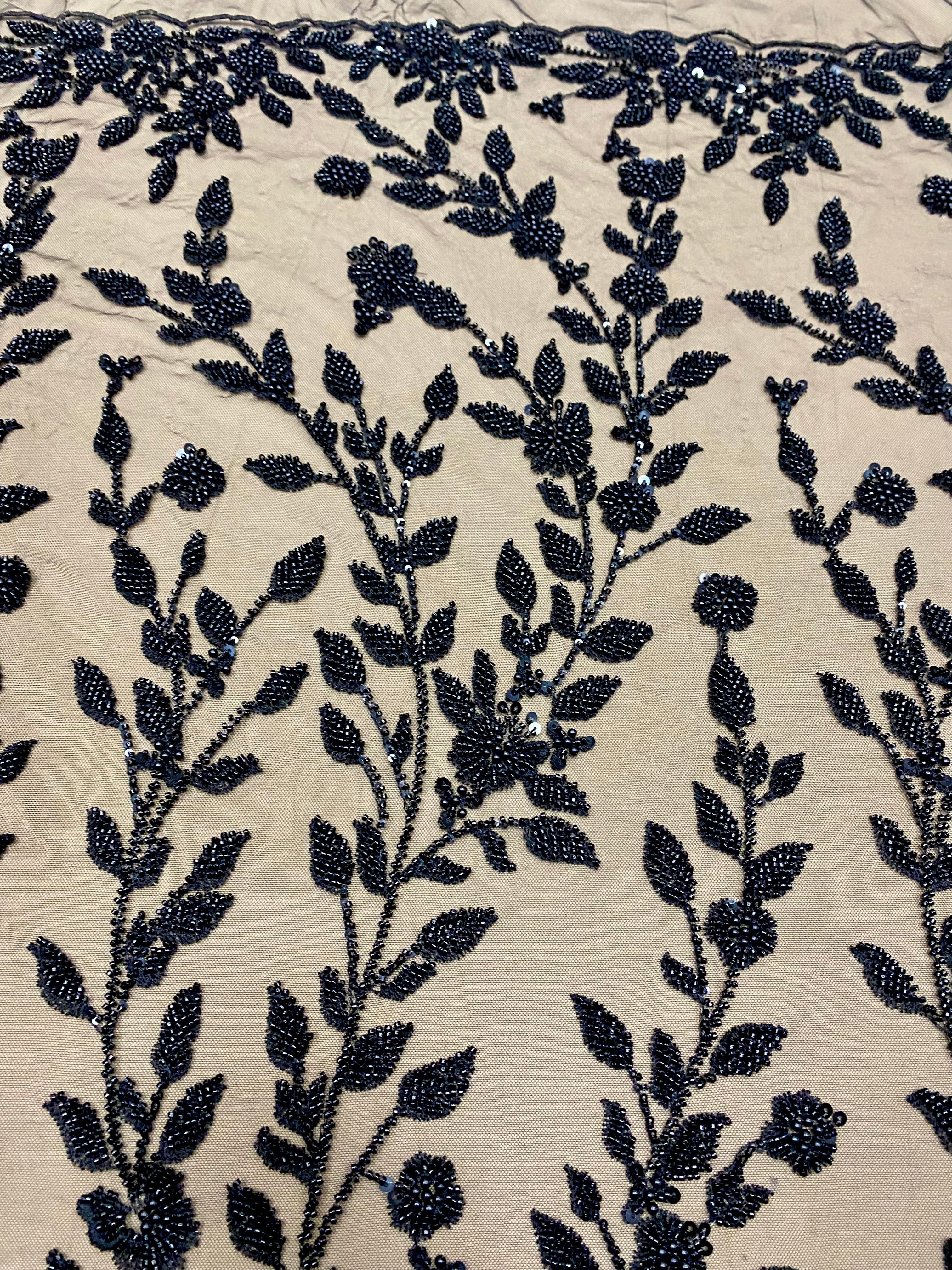 Dantela Couture Neagra cu Model Floral, Perle, Margele si Paiete