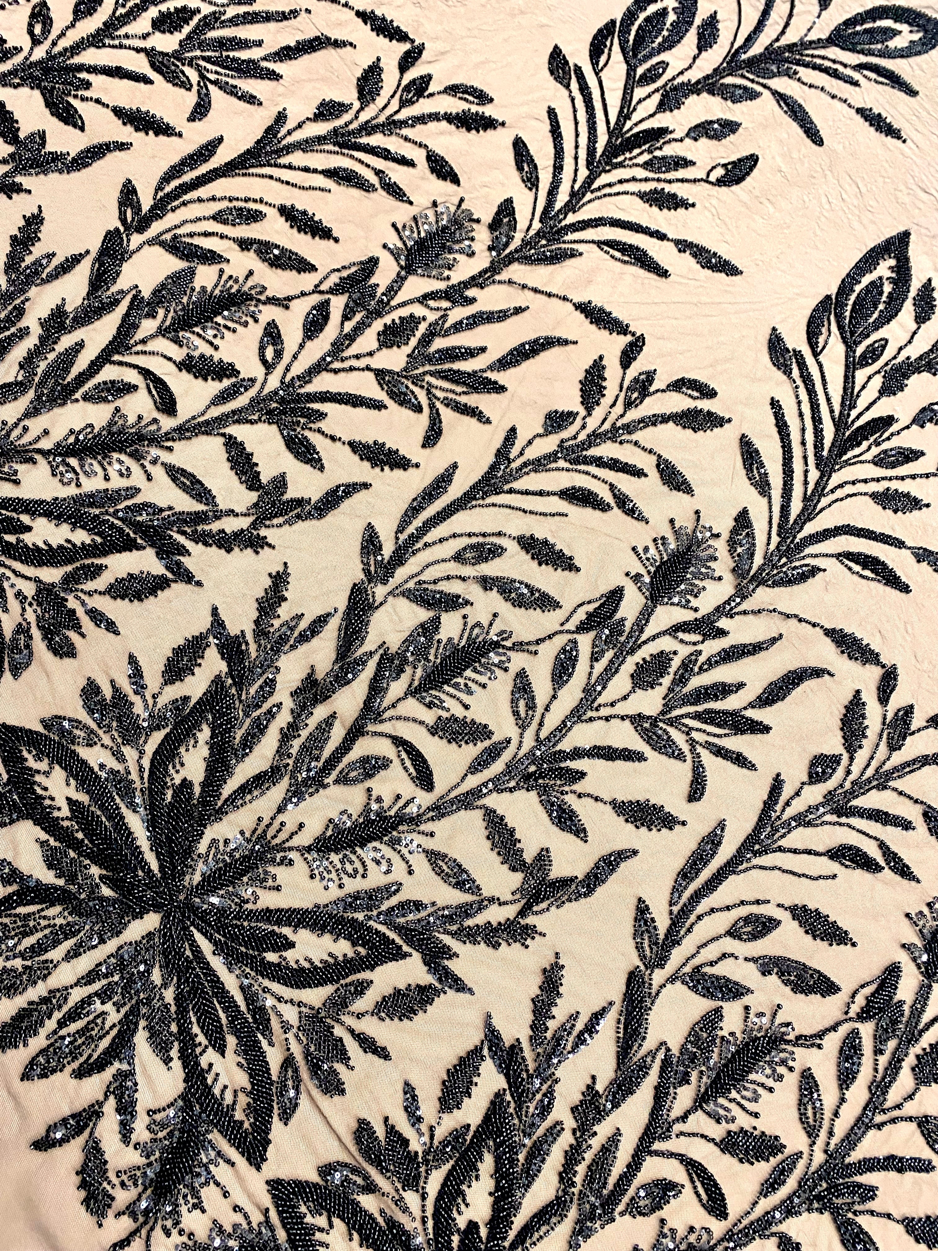 Dantela Couture Neagra cu Model Floral, cu Perle, Margele si Paiete