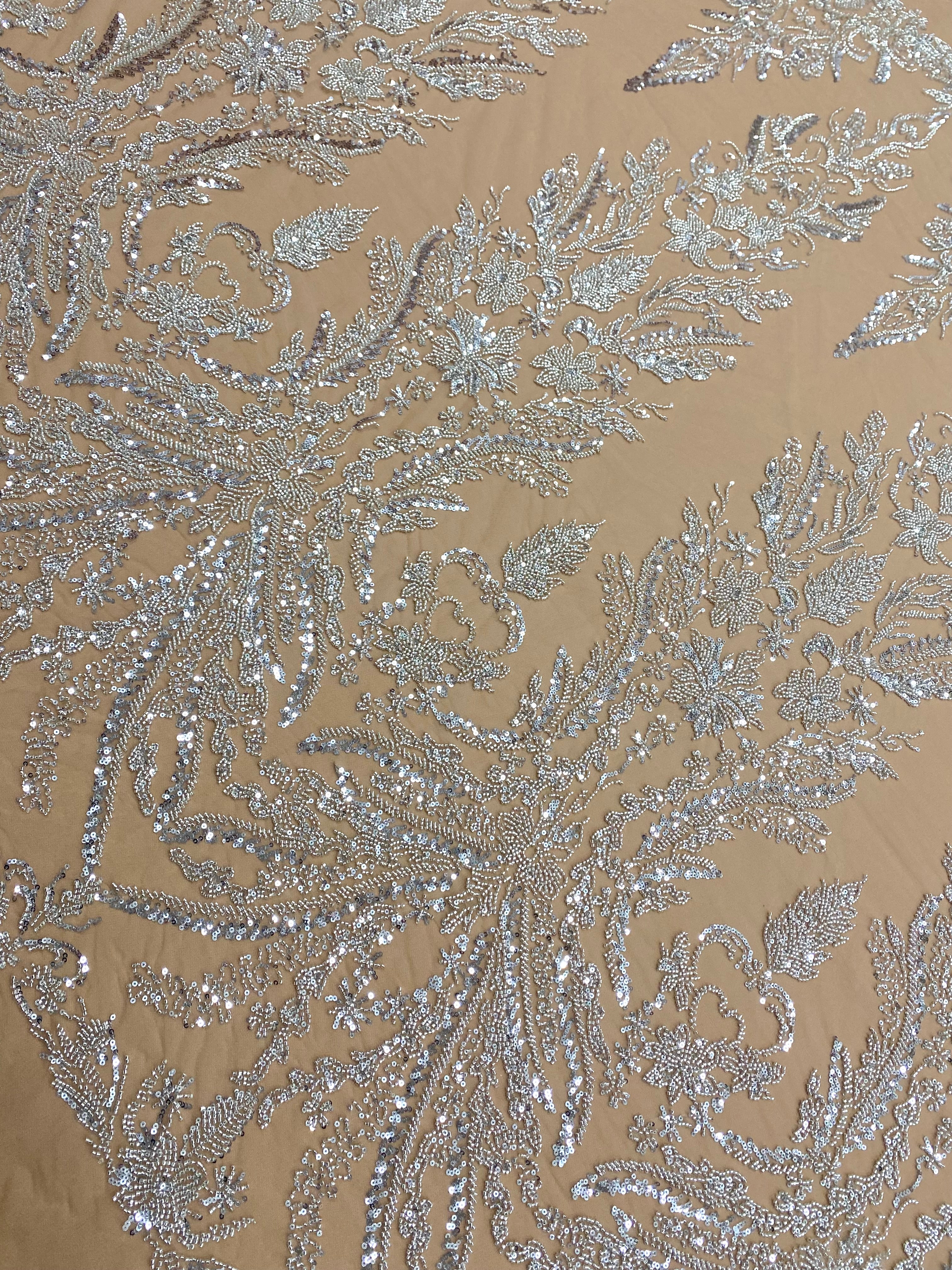 Dantela Couture Argintie pe Tulle Nude, cu Model Floral, cu Margele si Paiete