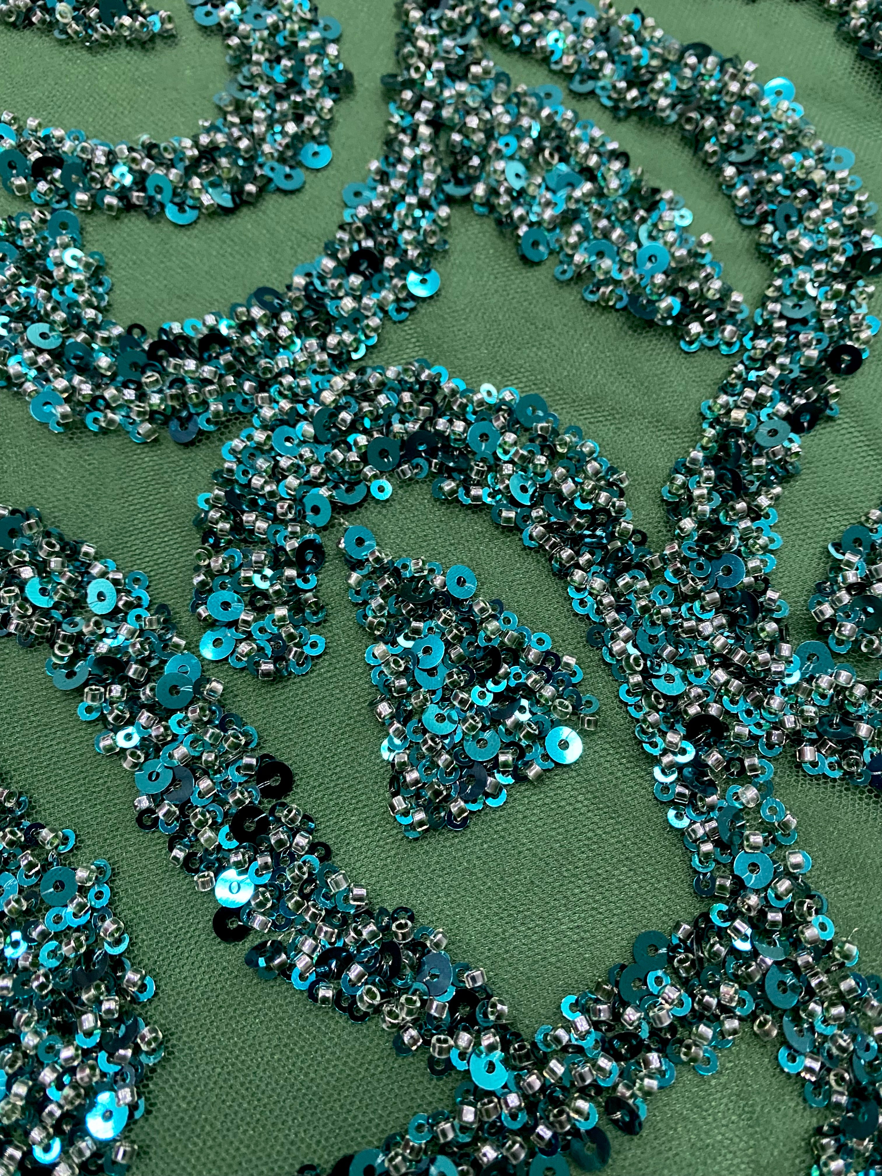 Dantela Couture Verde Smarald cu Model Geometric, cu Margele si Paiete
