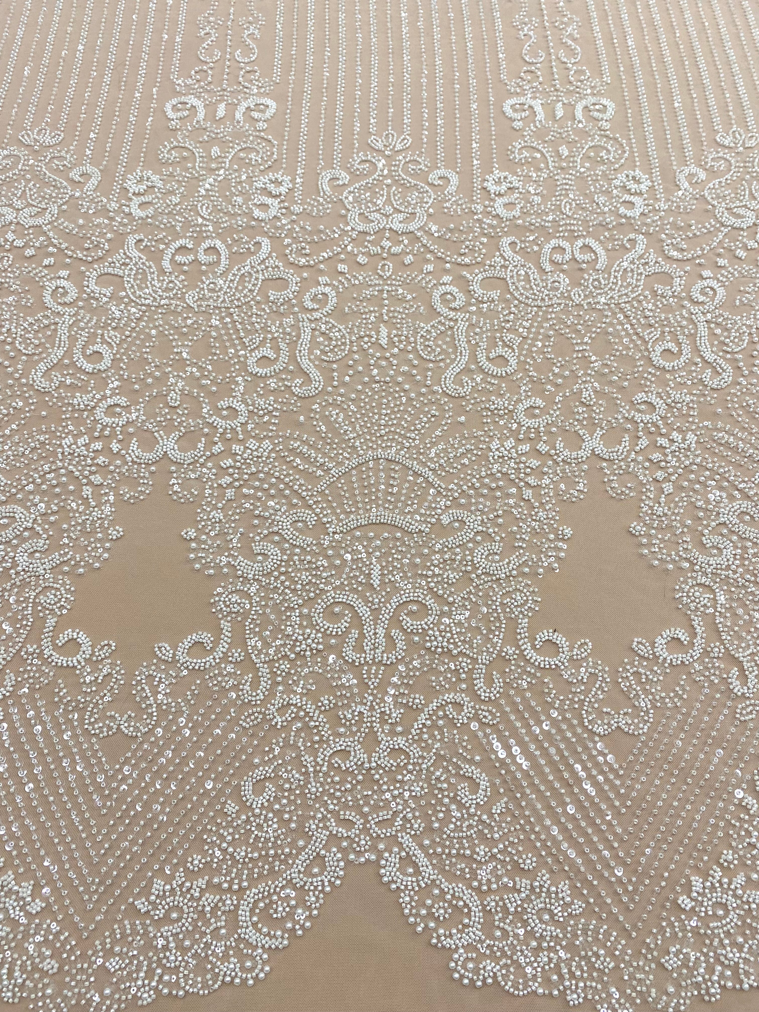 Dantela Couture Ivory cu Model Geometric, cu Perle, Margele si Paiete