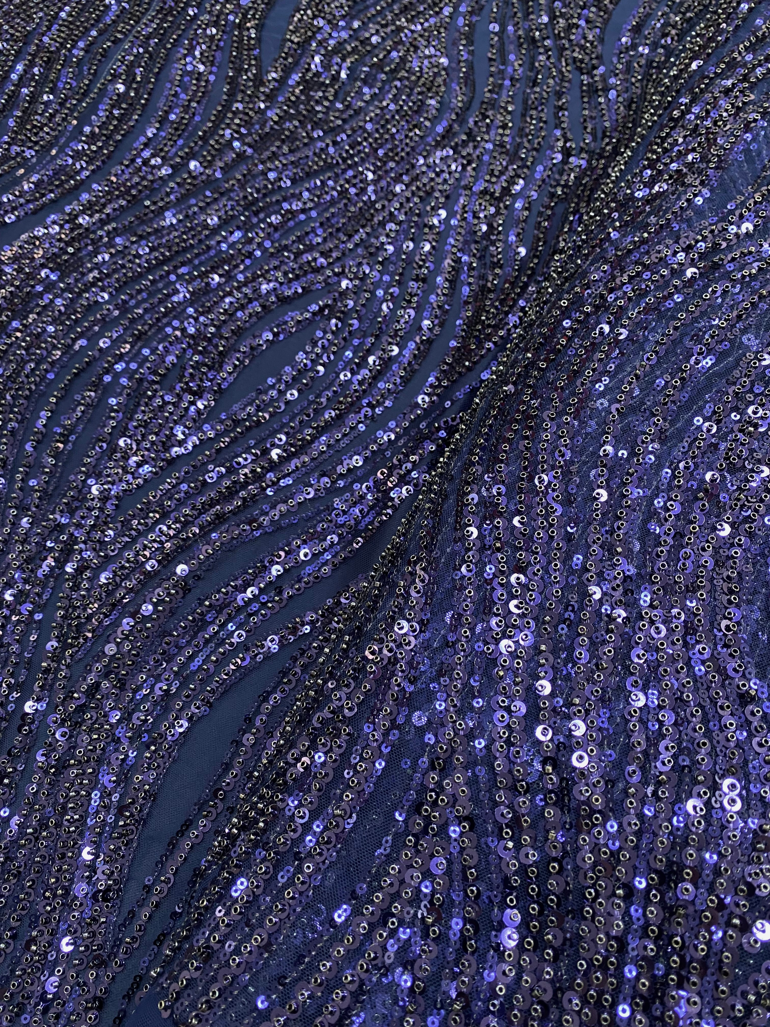 Dantela Couture Bleumarin cu Model Liniar, cu Margele si Paiete