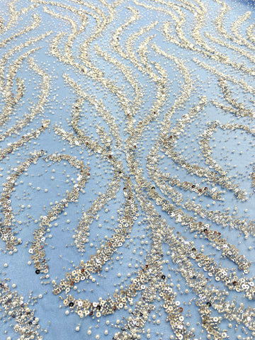 Dantela Couture Argintie pe Tulle Bleu cu Perle, Margele si Paiete