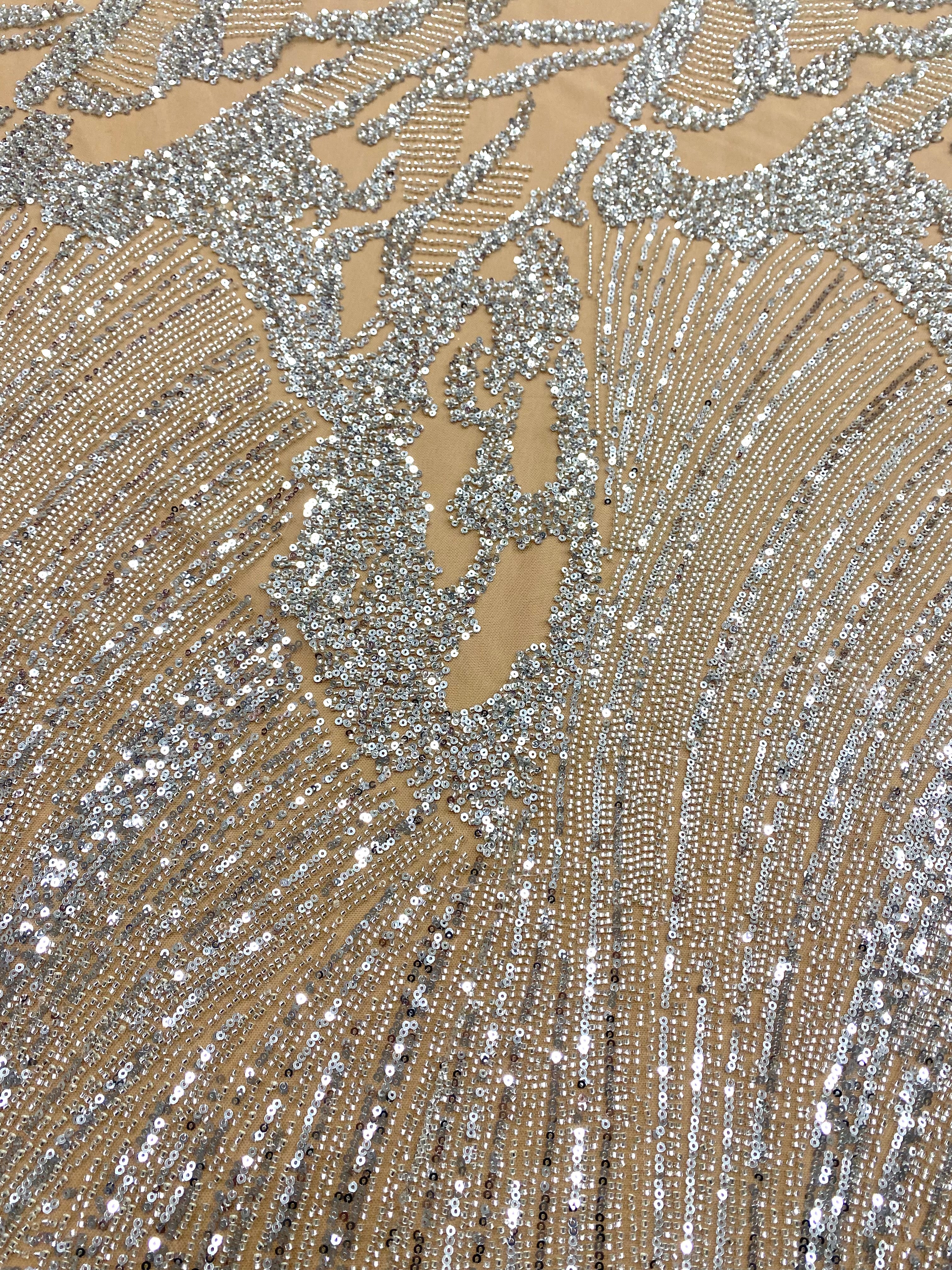 Dantela Couture Argintie pe Tulle Nude cu Model Geometric, cu Margele si Paiete