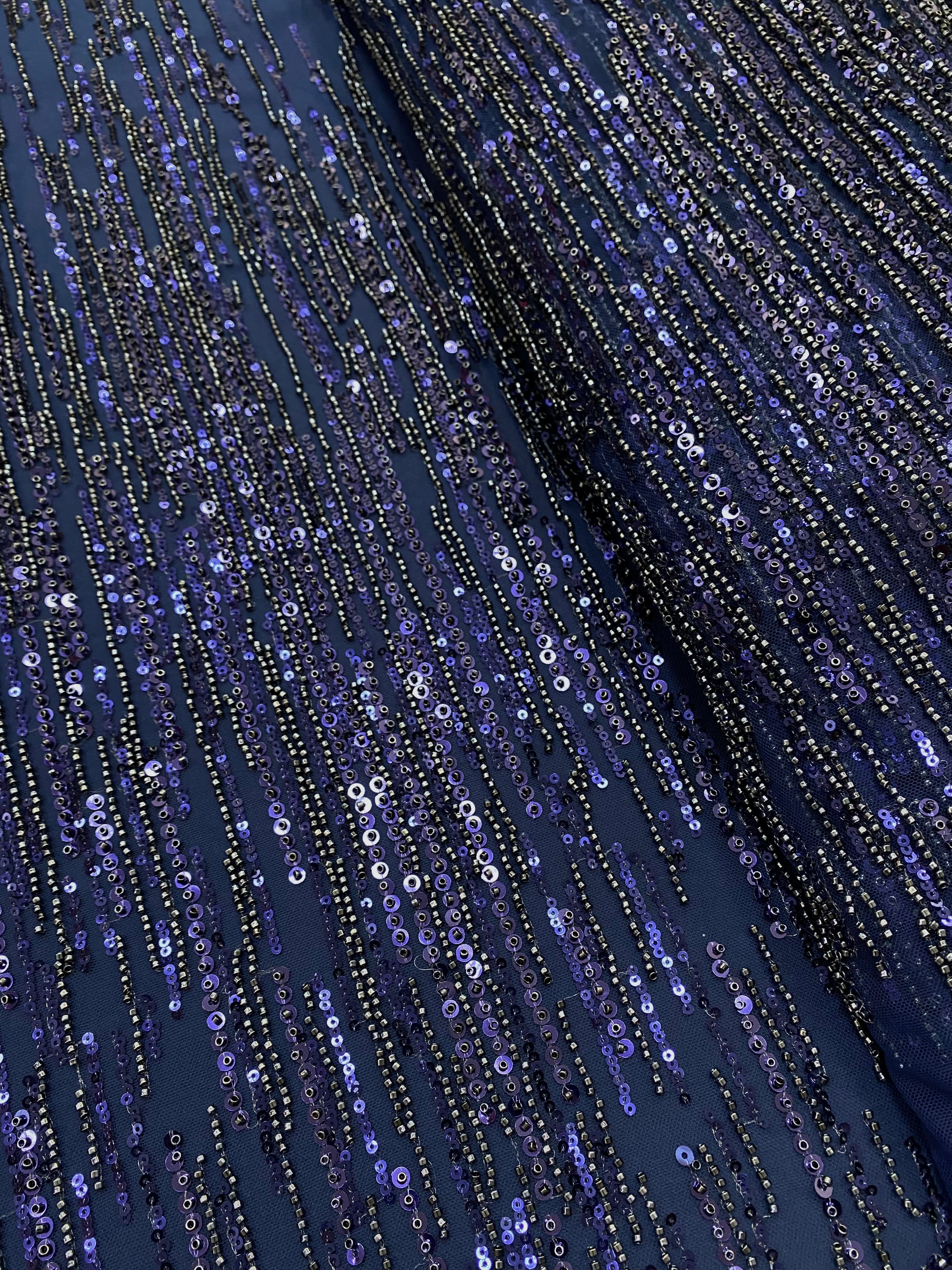 Dantela Couture Bleumarin cu Model Liniar, cu Margele si Paiete