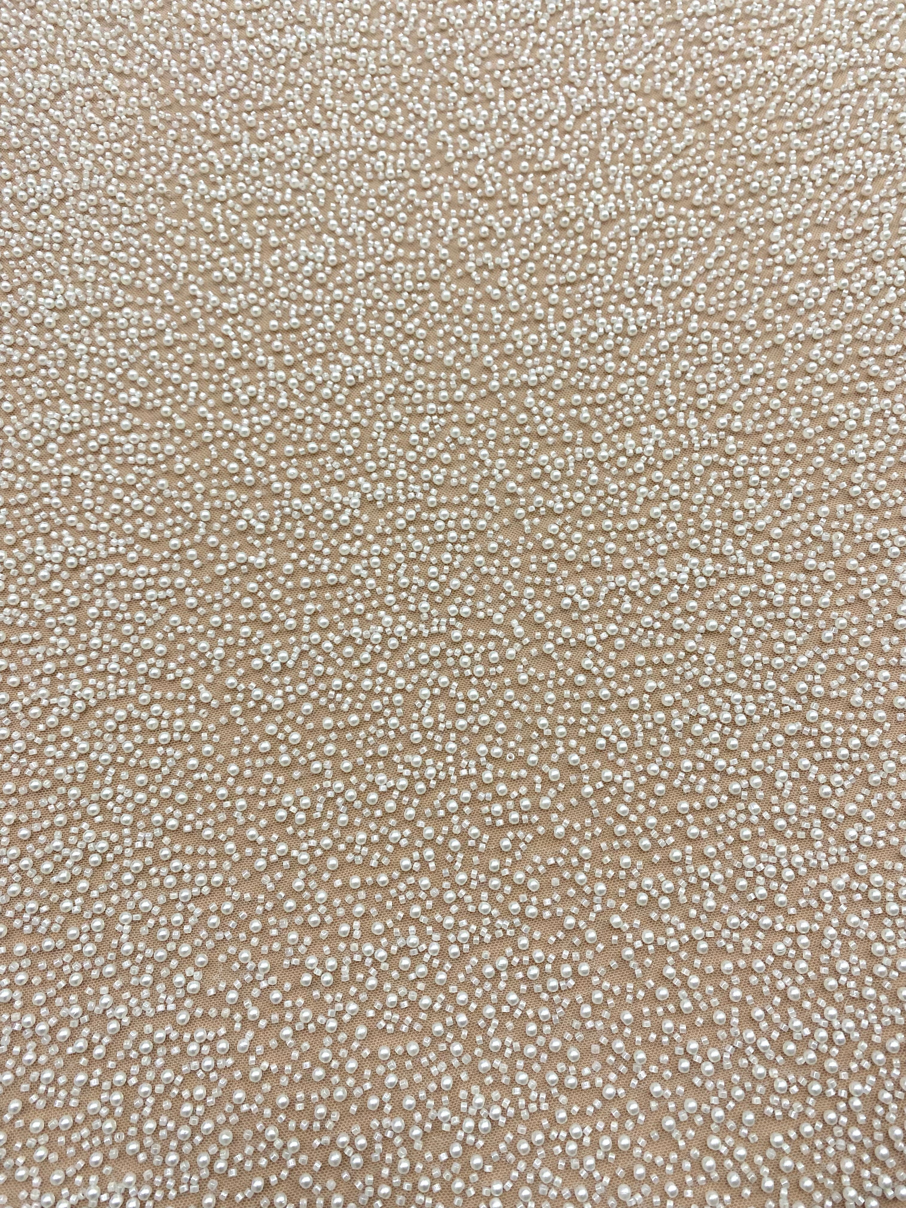 Dantela Couture Ivory cu Model General, cu Perle si Margele