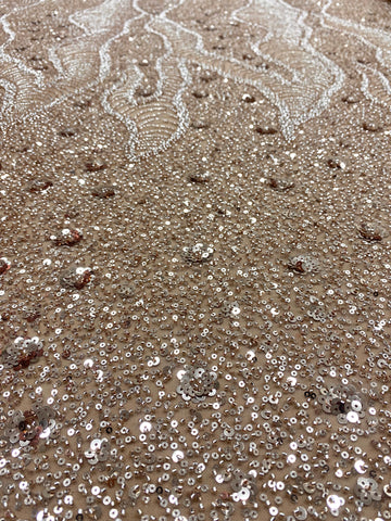 Dantela Couture Arany Rose geometriai mintával és virágokkal, gyöngyökkel és flitterekkel