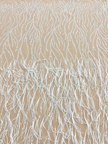 Dantela Couture Ivory cu Pene de Strut, cu Siraguri, cu Margele si Paiete