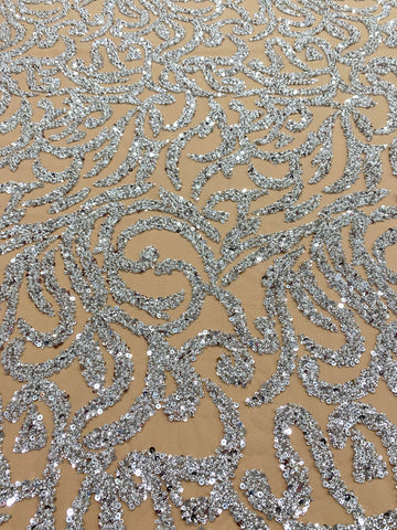 Dantela Couture Argintie pe Tulle Nude cu Margele si Paiete