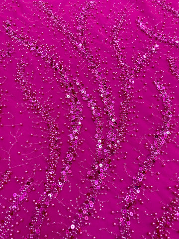 Dantela Couture Fucsia cu Perle, Margele si Paiete
