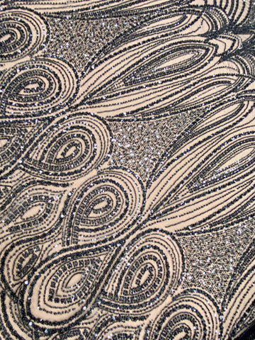 Dantela Couture Neagra cu Model Geometric, cu Perle, Margele si Paiete