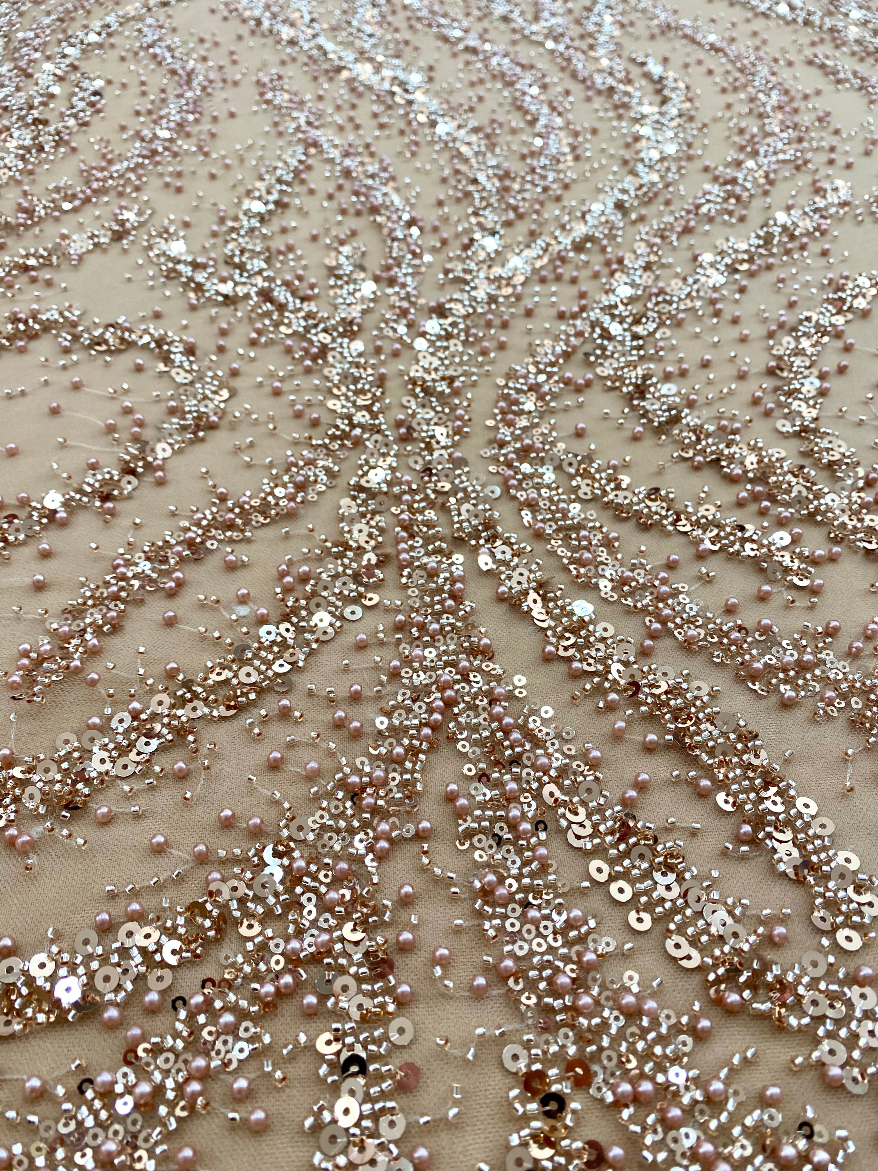 Dantela Couture Auriu Rose cu Perle, Margele si Paiete