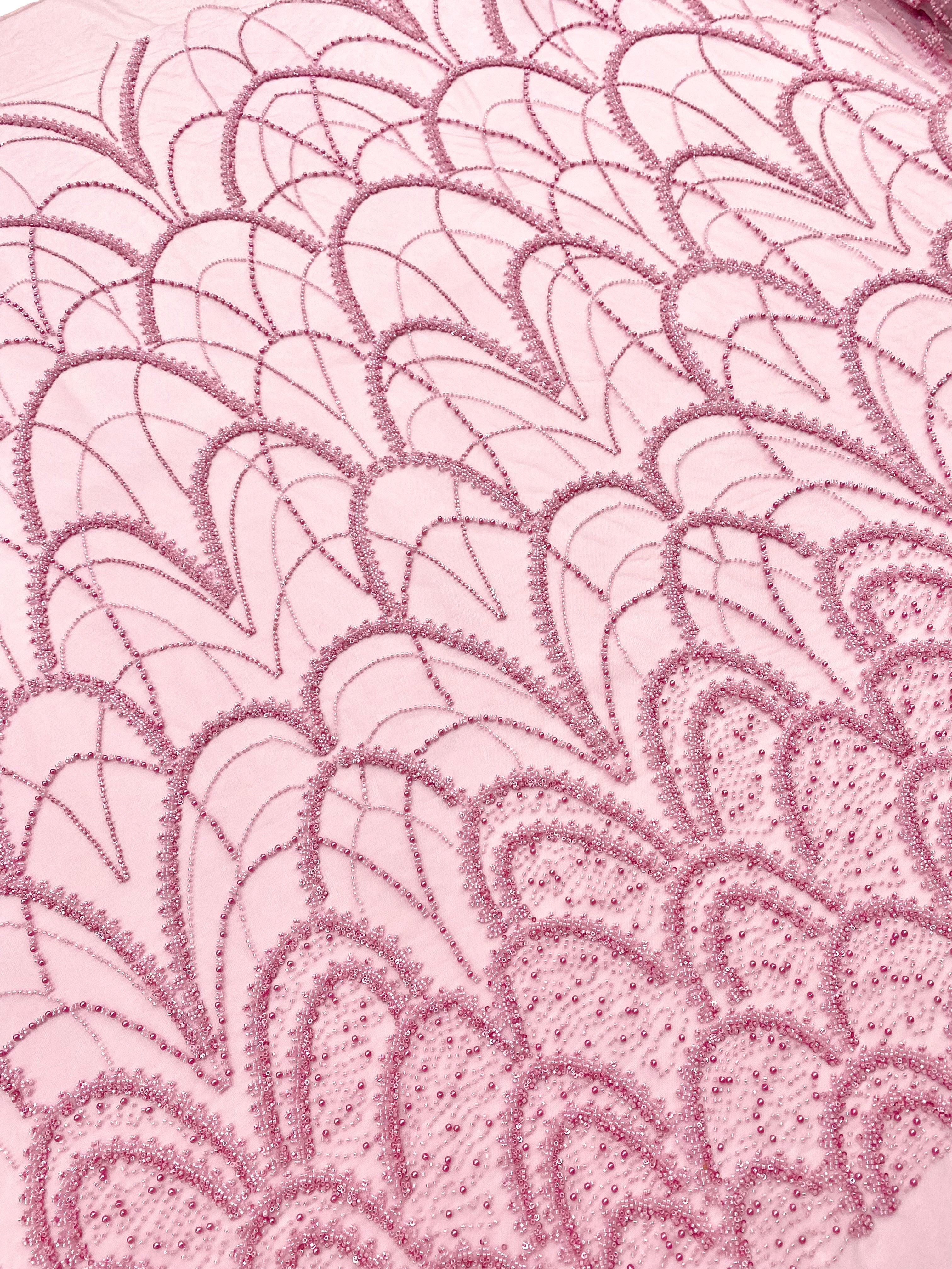 Dantela Couture Roz cu Model Geometric, cu Perle, Margele si Paiete