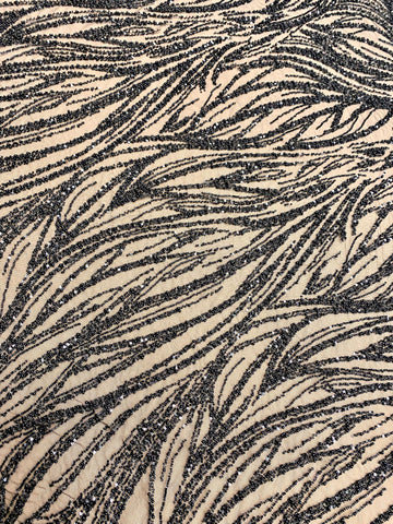 Dantela Couture Neagra cu Model Geometric, cu Perle, Margele si Paiete