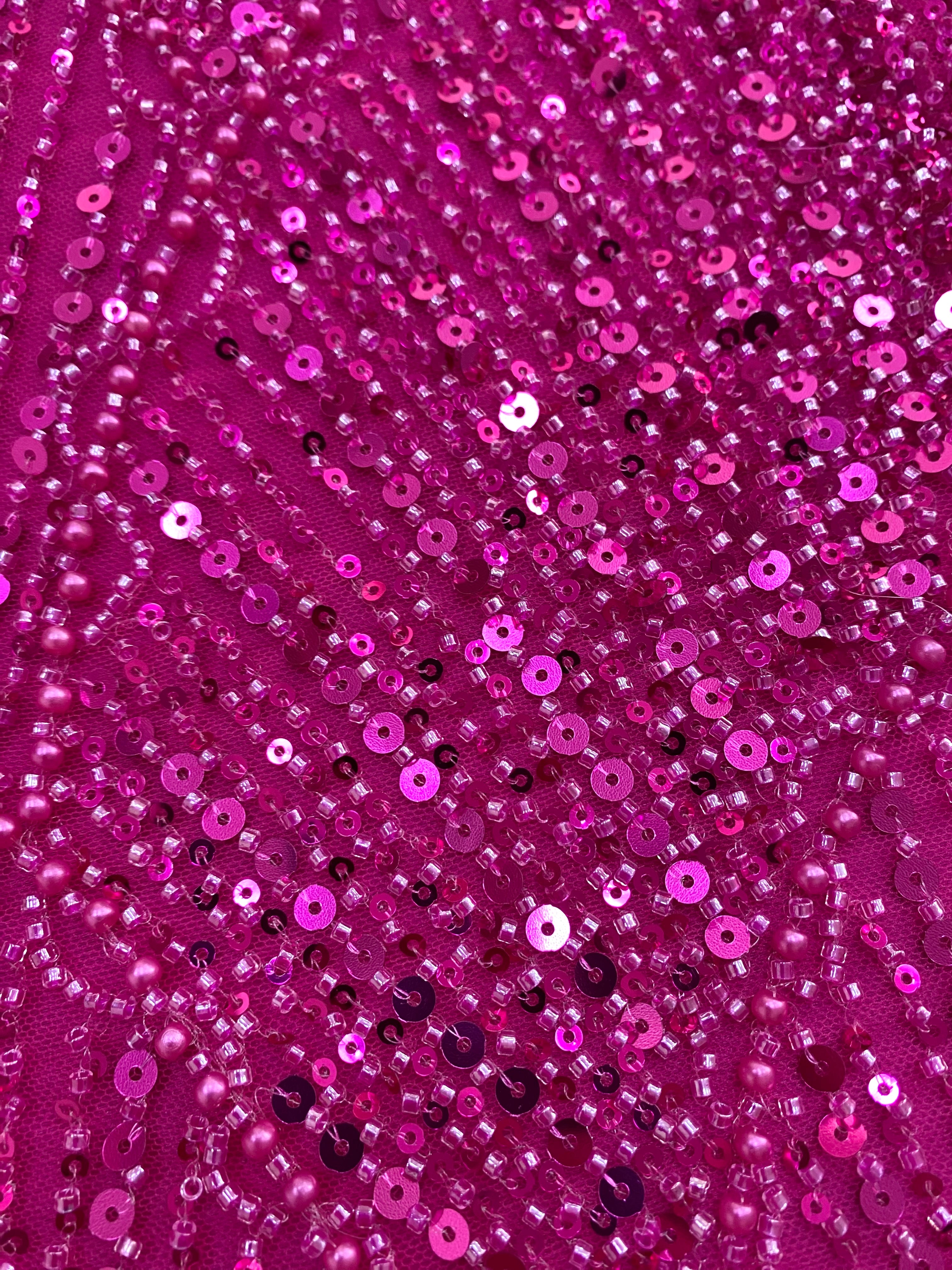 Dantela Couture Fucsia cu Model Geometric, cu Perle, Margele si Paiete