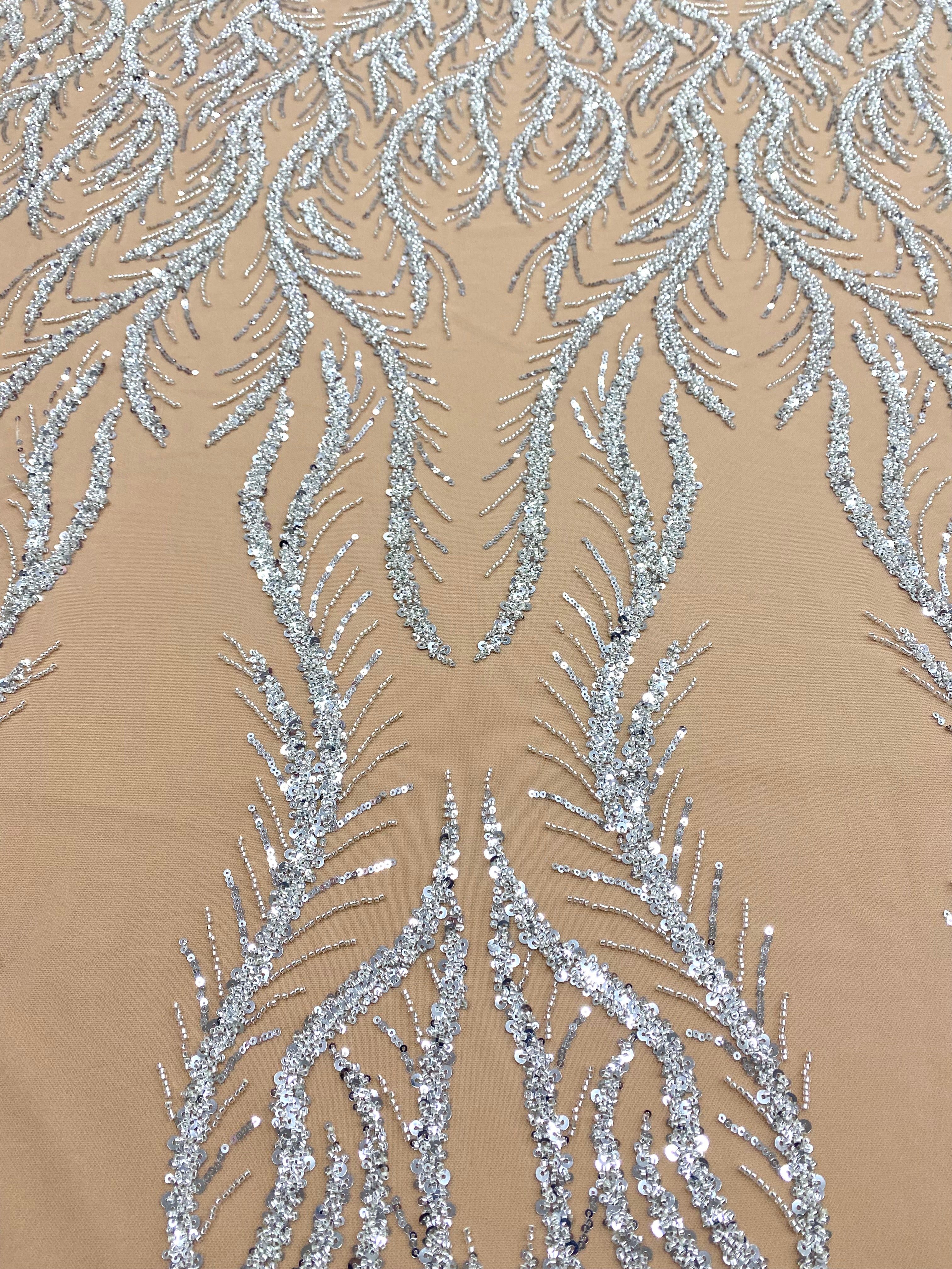 Dantela Couture Argintie pe Tulle Nude cu Panou, cu Margele si Paiete