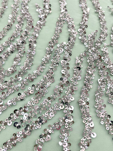 Dantela Couture Argintie pe Tulle Verde Menta cu Siraguri, cu Margele si Paiete