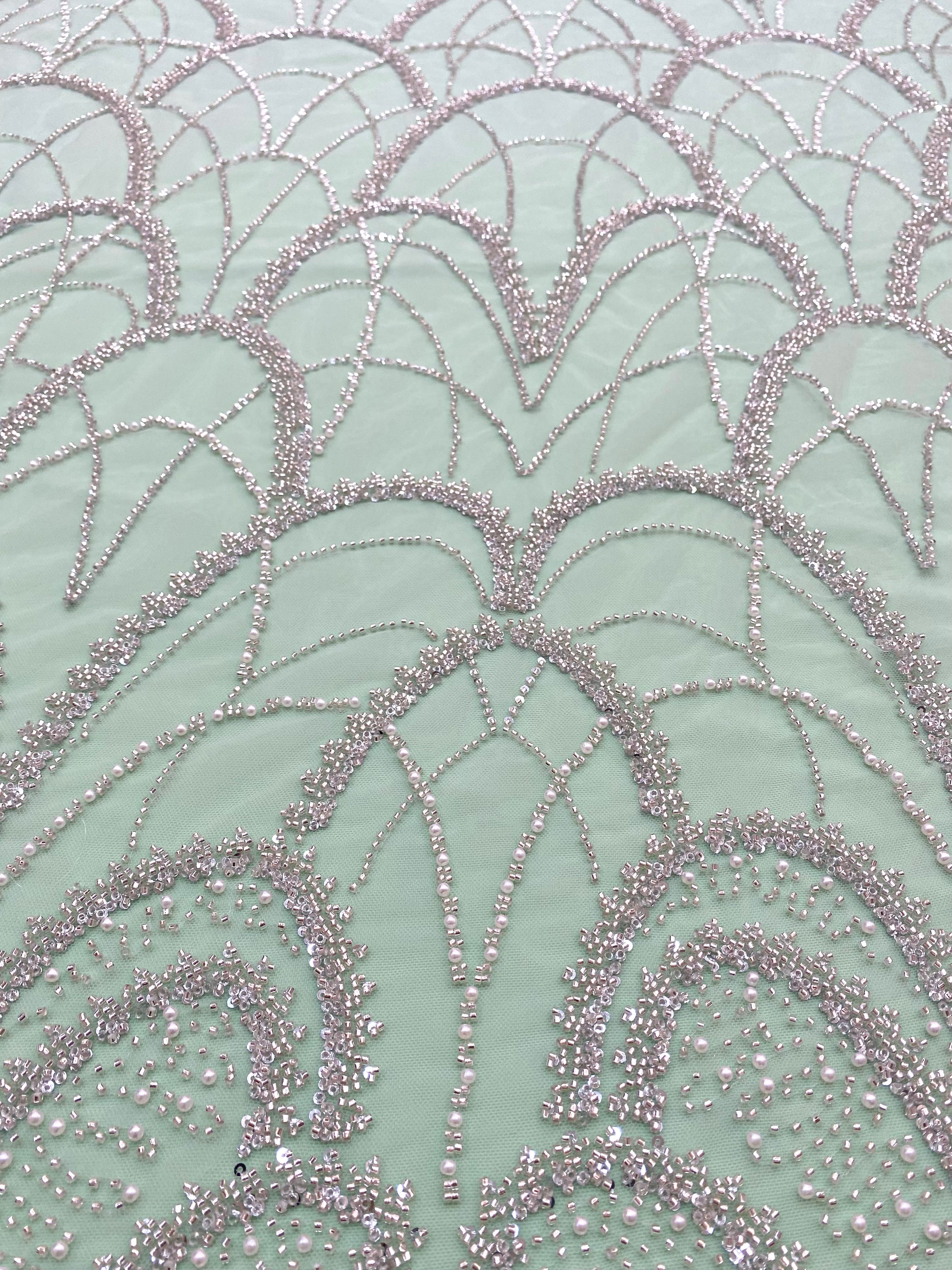 Dantela Couture Argintie pe Tulle Verde Menta cu Model Geometric, cu Perle, Margele si Paiete