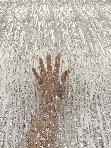 Dantela Couture Argintie pe Tulle Ivory cu Model Liniar, cu Margele si Paiete