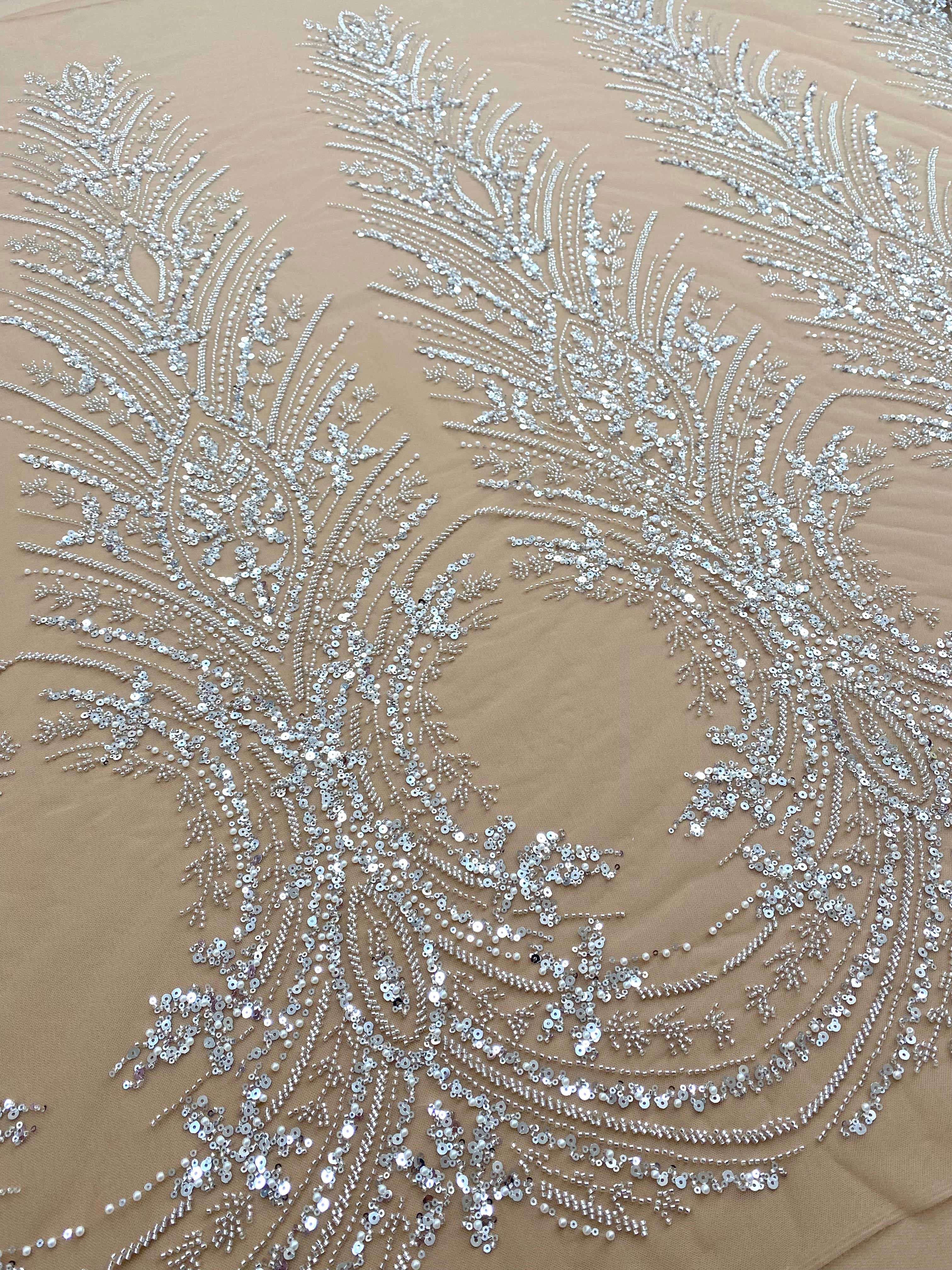 Dantela Couture Argintie cu Tulle Nude cu Panou, cu Perle, Margele si Paiete