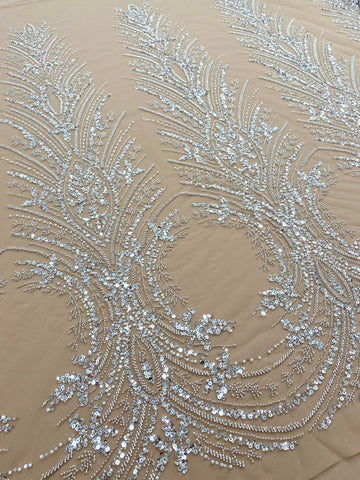 Dantela Couture Argintie cu Tulle Nude cu Panou, cu Perle, Margele si Paiete