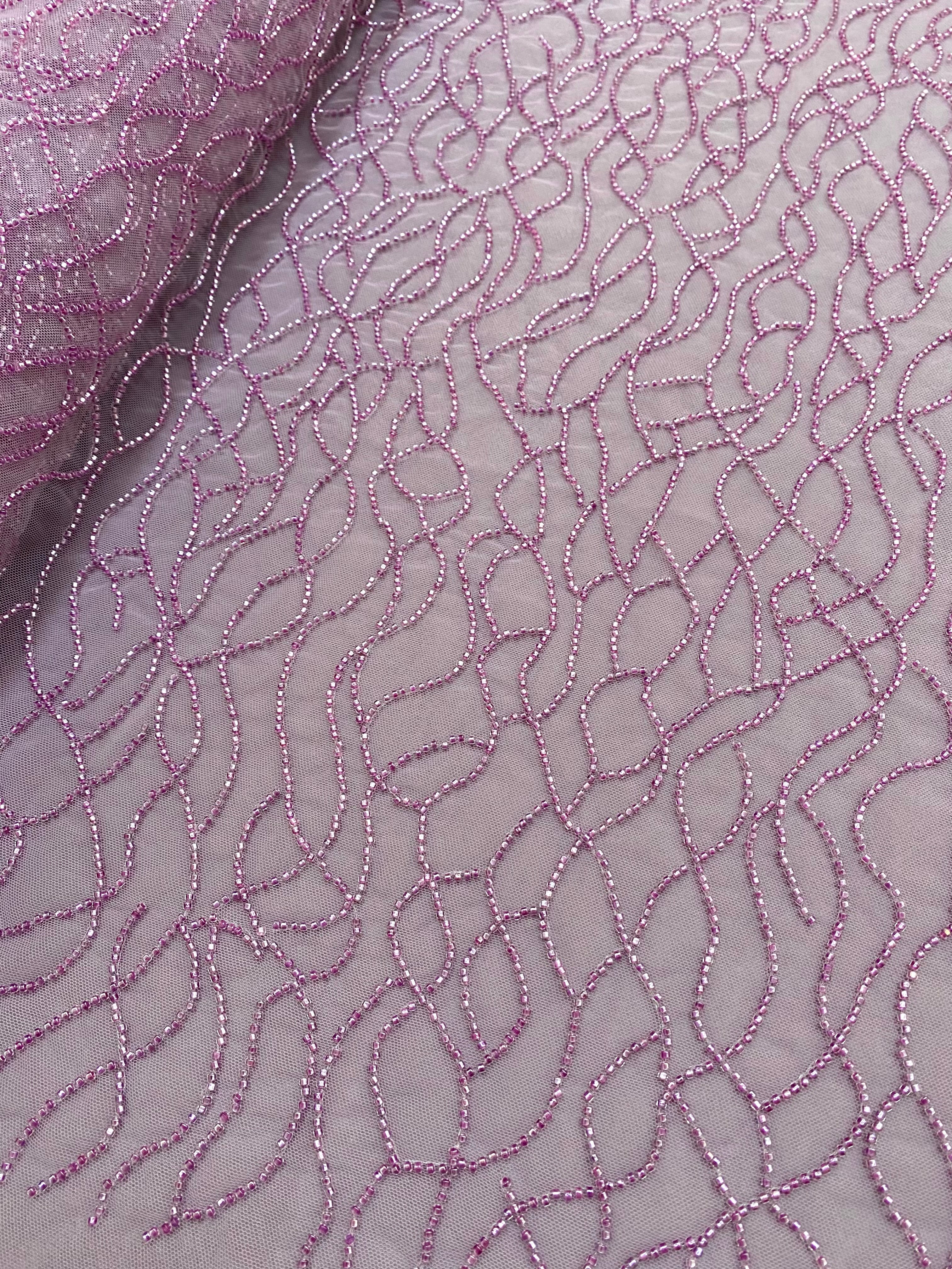 Dantela Couture Pudra cu Siraguri din Margele