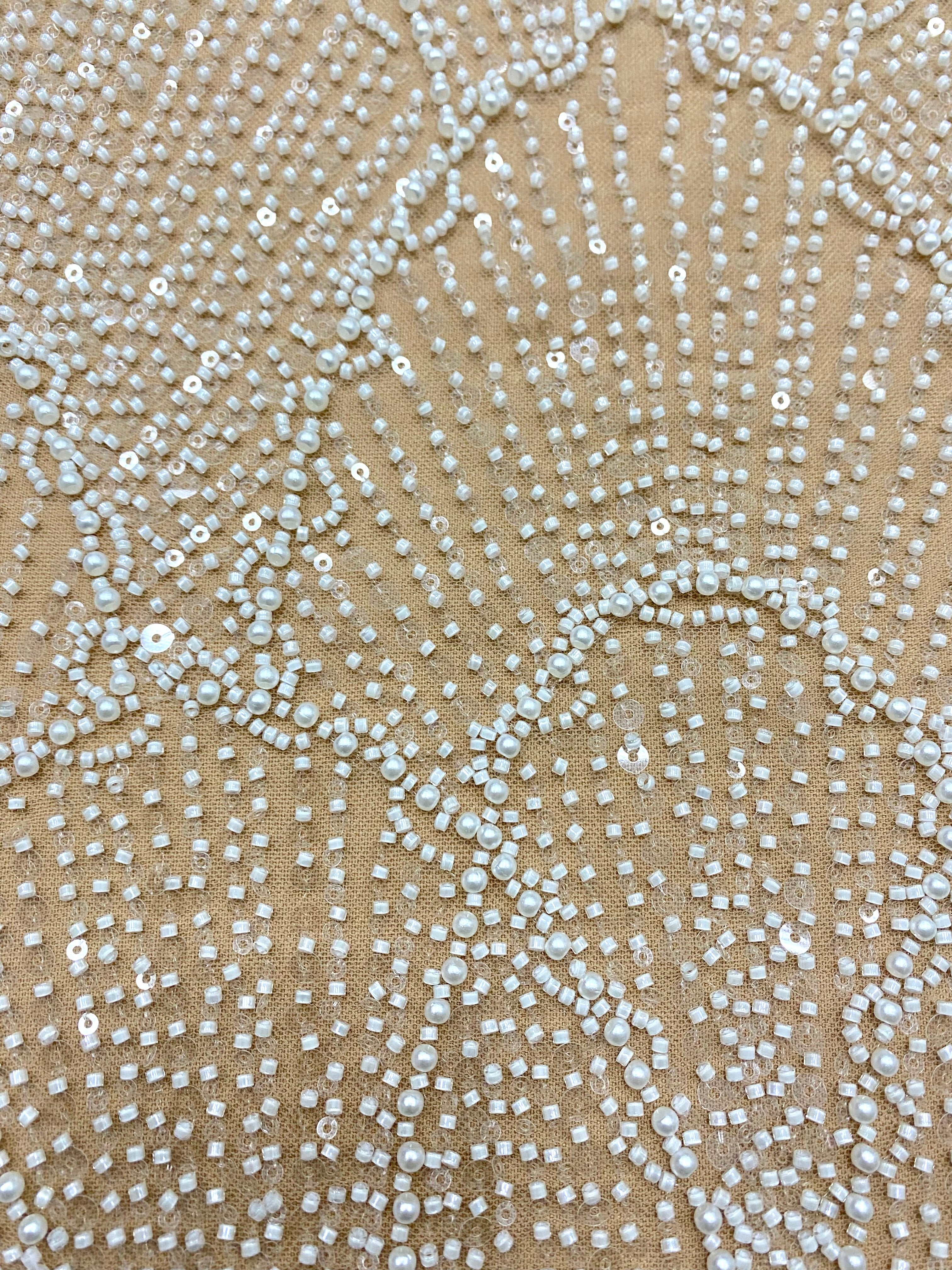 Dantela Couture Ivory cu Tulle Nude cu Model Geometric, cu Perle, Margele si Paiete
