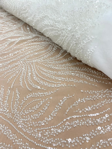 Dantela Couture Ivory cu Pene de Strut, cu Siraguri, cu Margele si Paiete