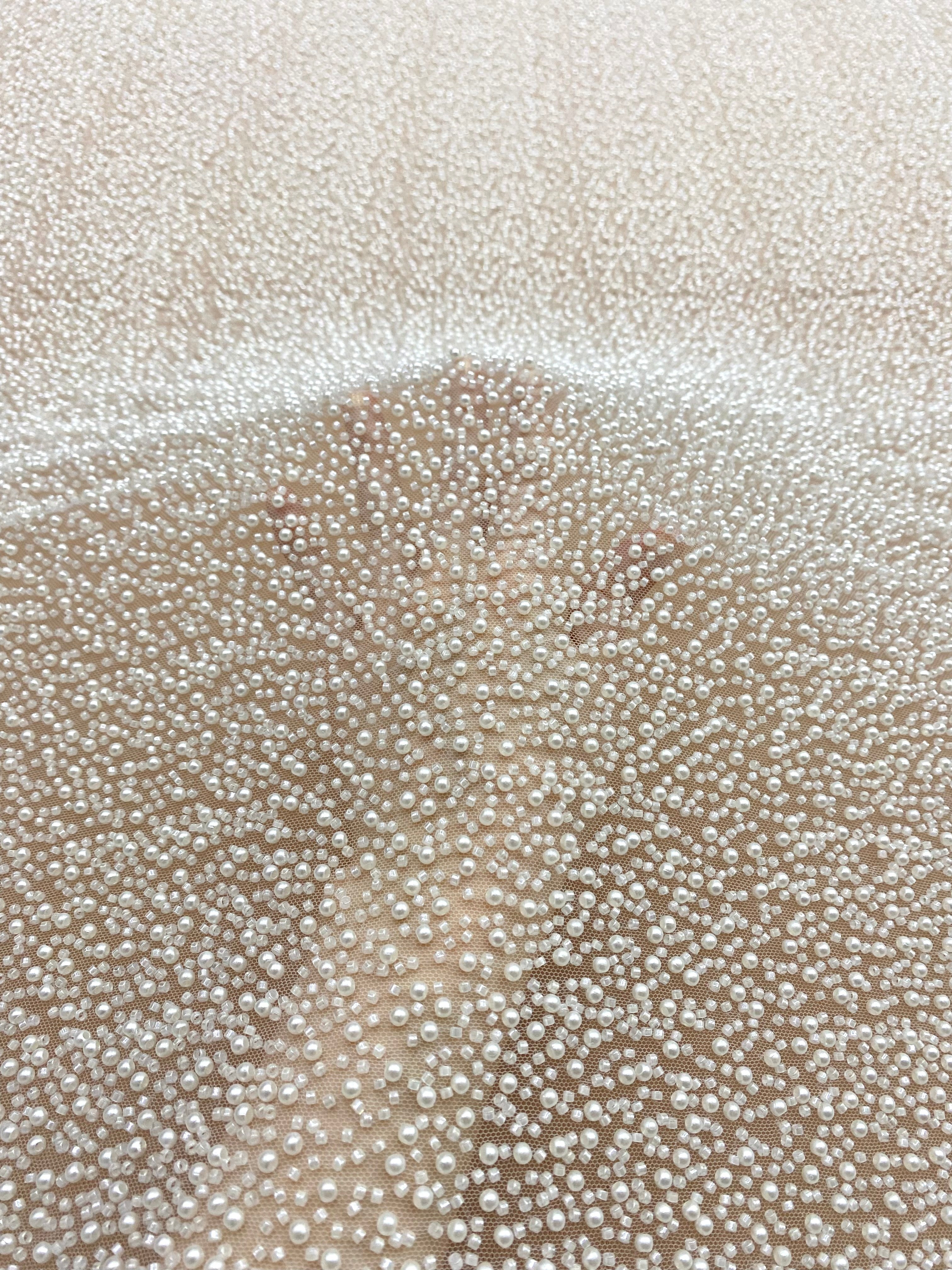 Dantela Couture Ivory cu Model General, cu Perle si Margele