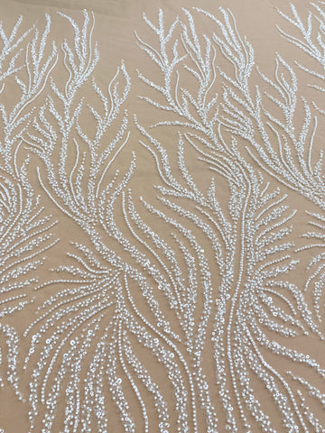 Dantela Couture Ivory cu Tulle Nude cu Siraguri, cu Margele si Paiete
