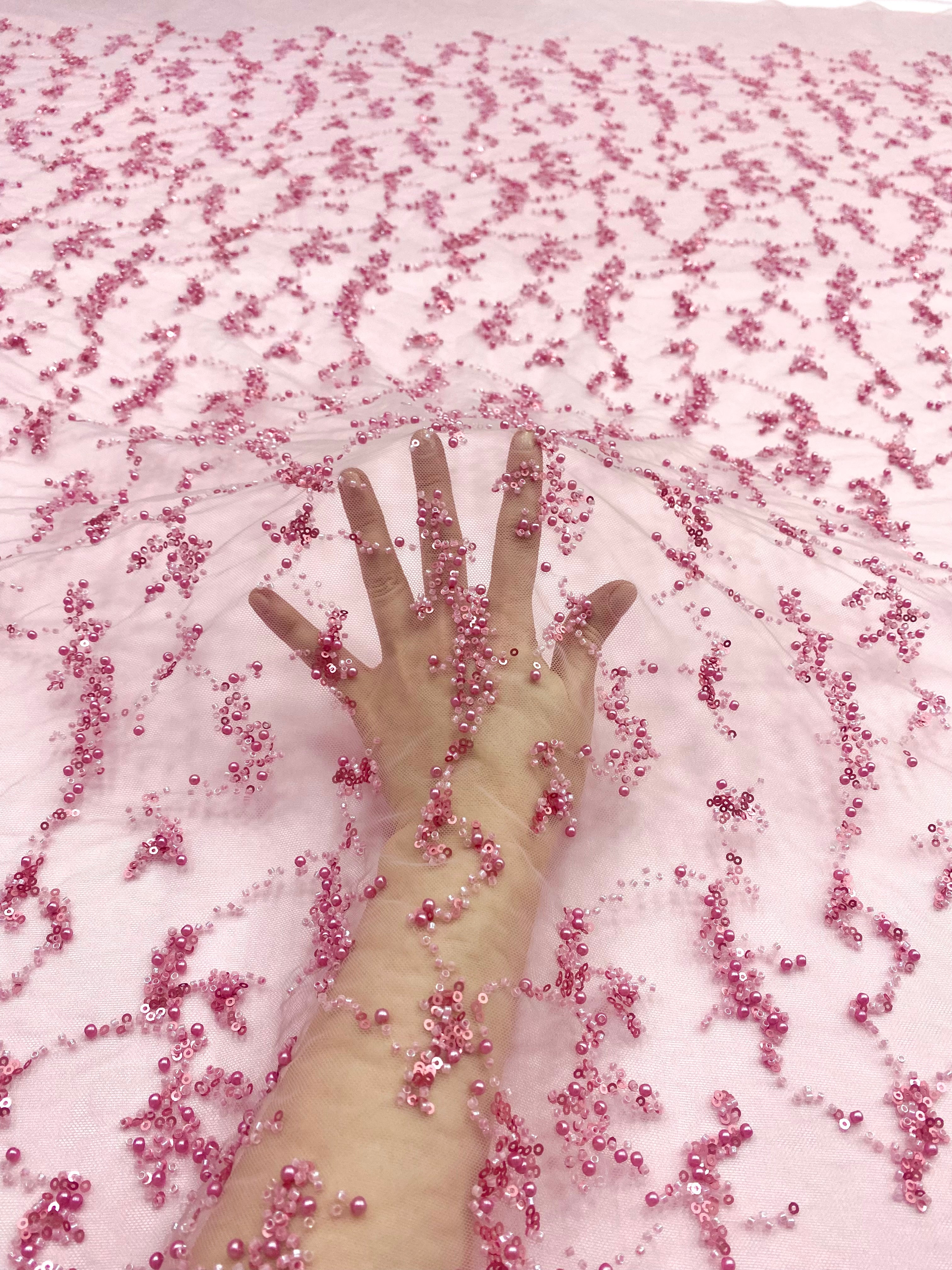 Dantela Couture Roz cu Perle, Margele si Paiete