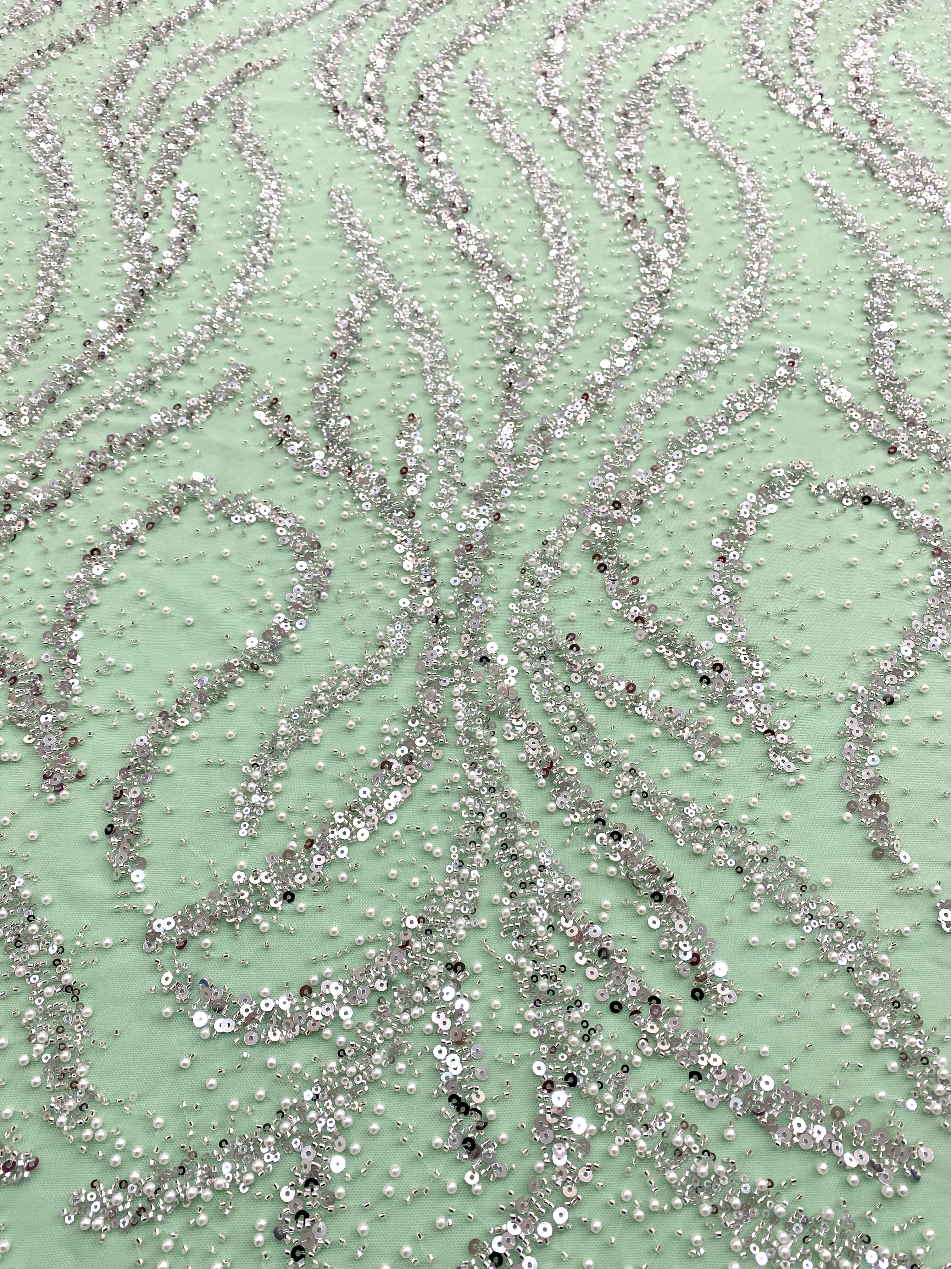 Dantela Couture Argintie pe Tulle Verde Menta cu Perle, Margele si Paiete