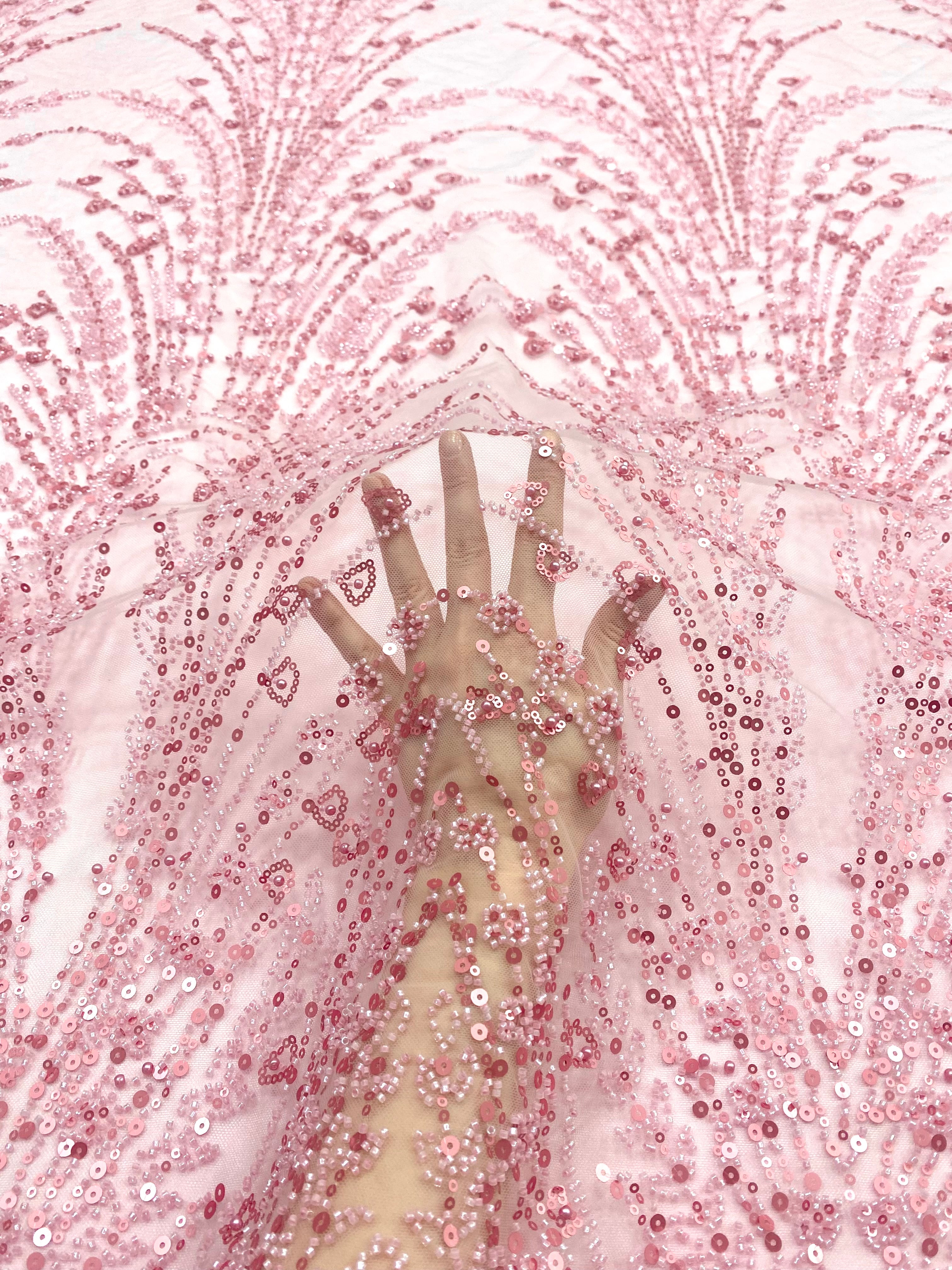 Dantela Couture Roz cu Model Geometric, cu Perle, Margele si Paiete