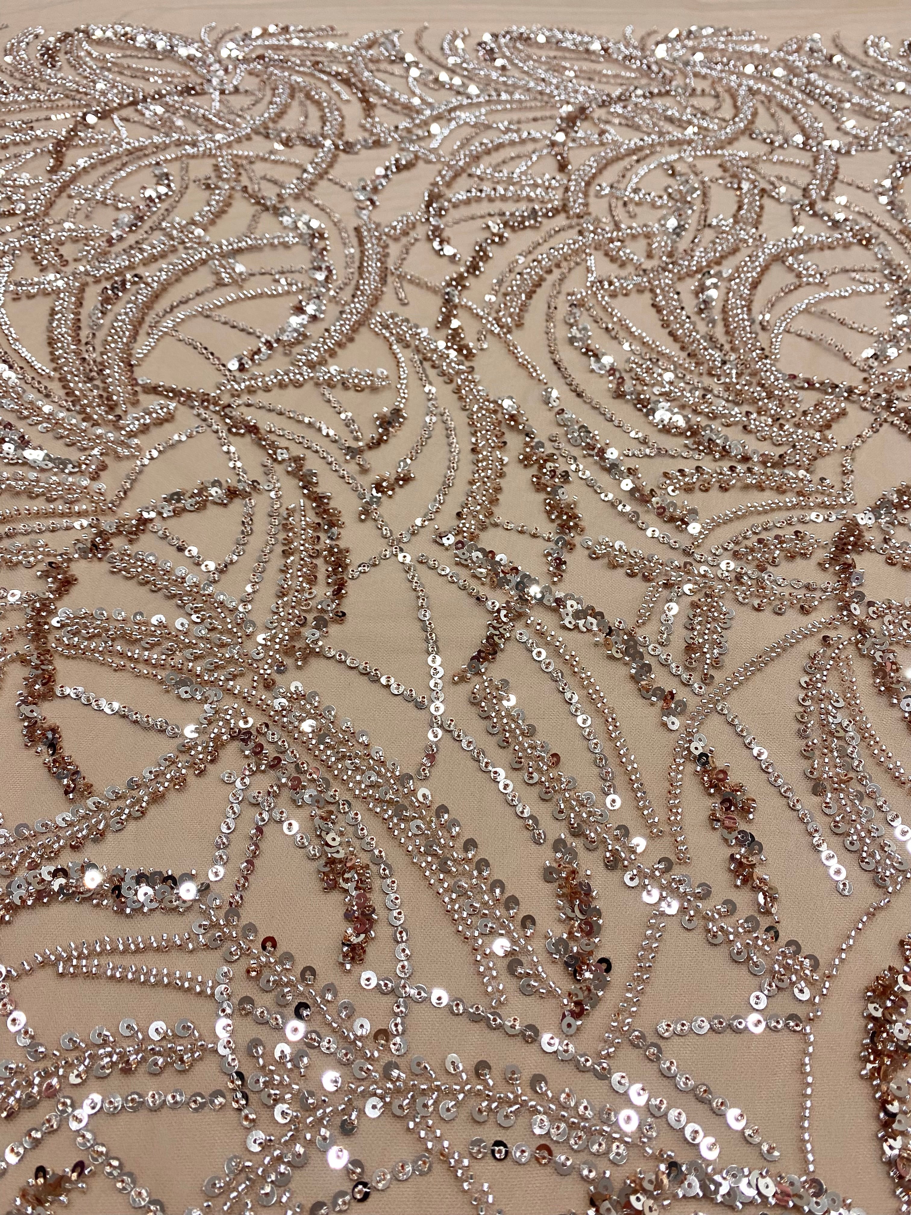 Dantela Couture Auriu Rose cu Model Geometric, Margele si Paiete