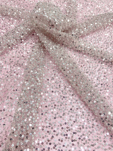 Dantela Couture Argintie pe Tulle Roz cu Model General, cu Margele si Paiete