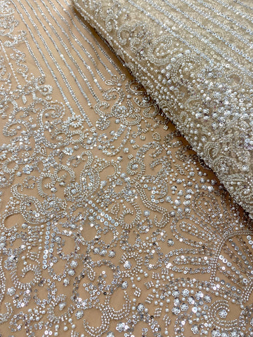 Dantela Couture Argintie pe Tulle Nude cu Model Geometric, cu Perle, Margele si Paiete