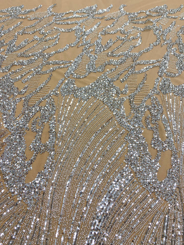 Dantela Couture Argintie pe Tulle Nude cu Model Geometric, cu Margele si Paiete