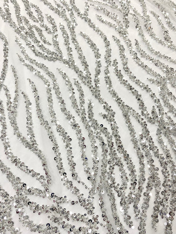 Dantela Couture Argintie pe Tulle Ivory cu Siraguri, cu Margele si Paiete