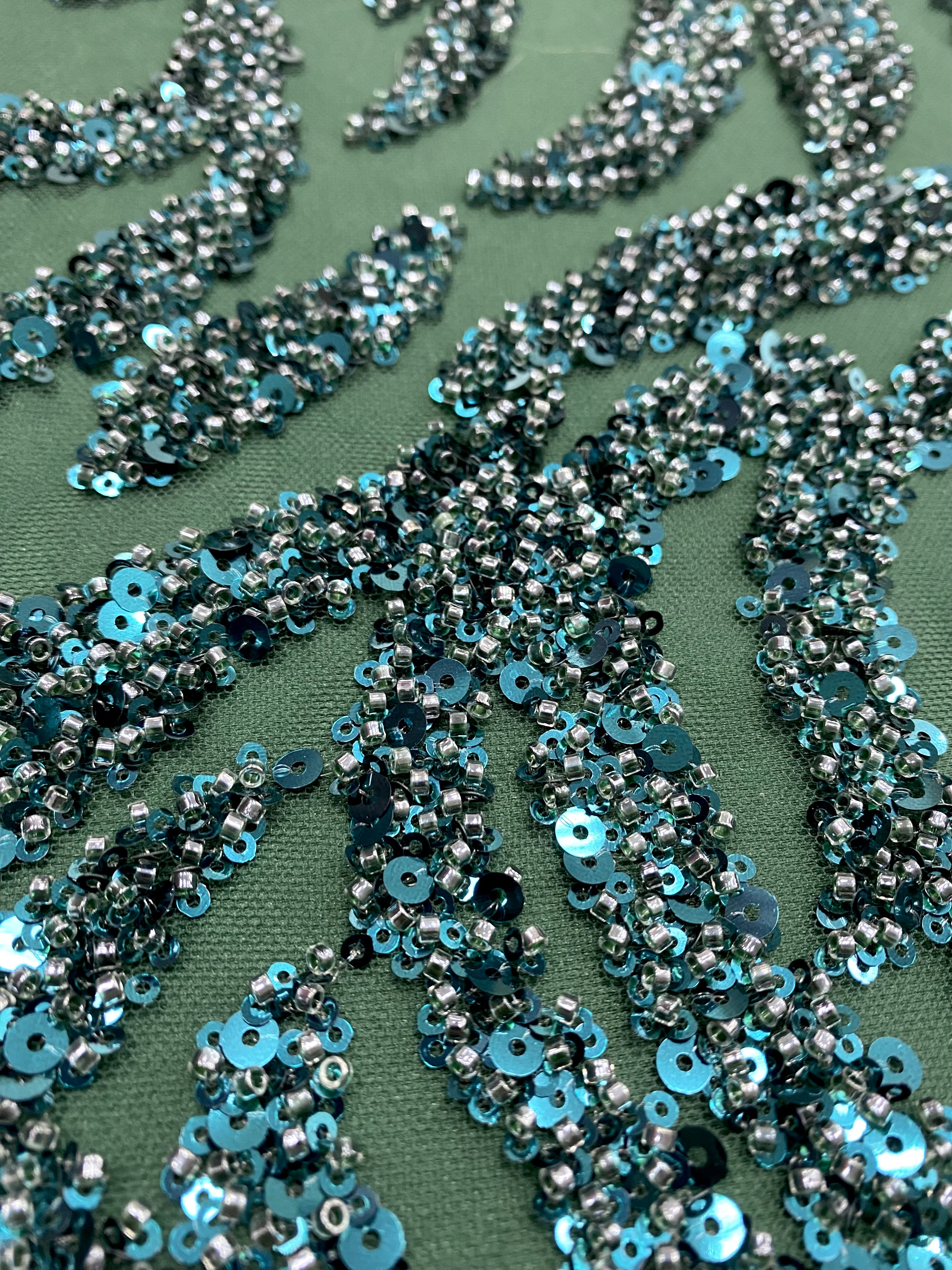 Dantela Couture Verde Smarald cu Model Geometric, cu Margele si Paiete