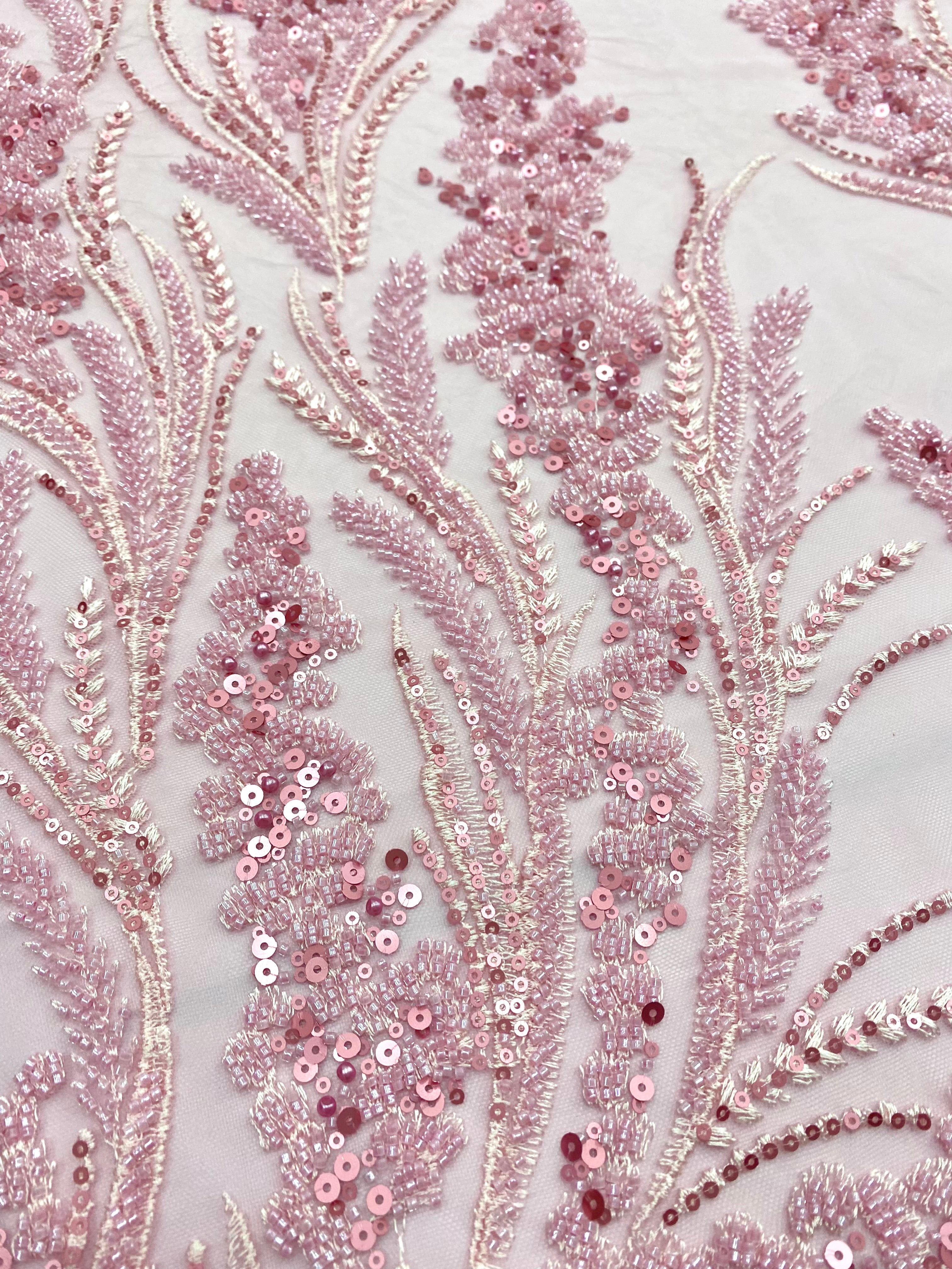 Dantela Couture Roz cu Model Floral cu Perle, Margele si Paiete