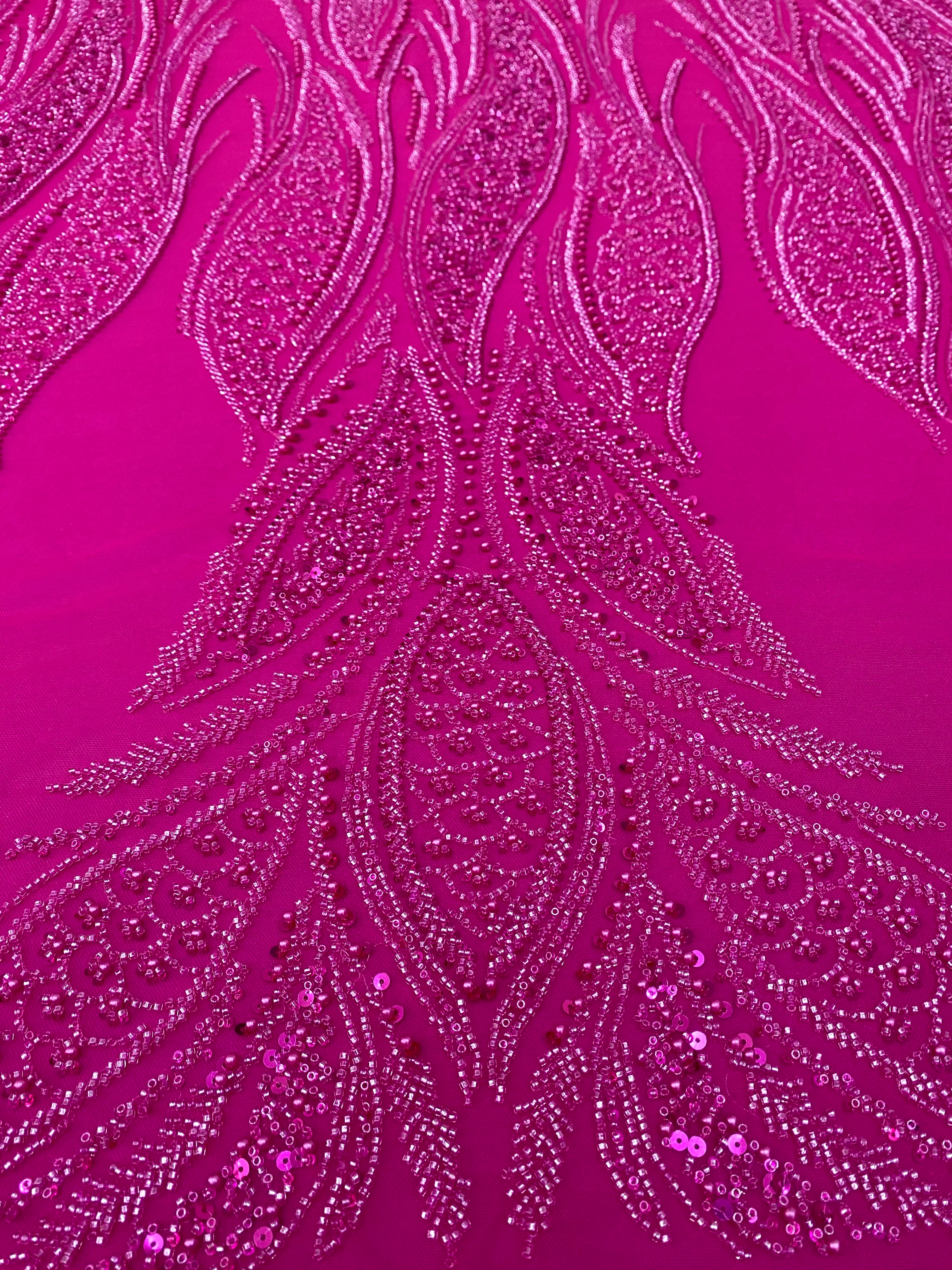 Dantela Couture Fucsia cu Panou, cu Perle, Margele si Paiete
