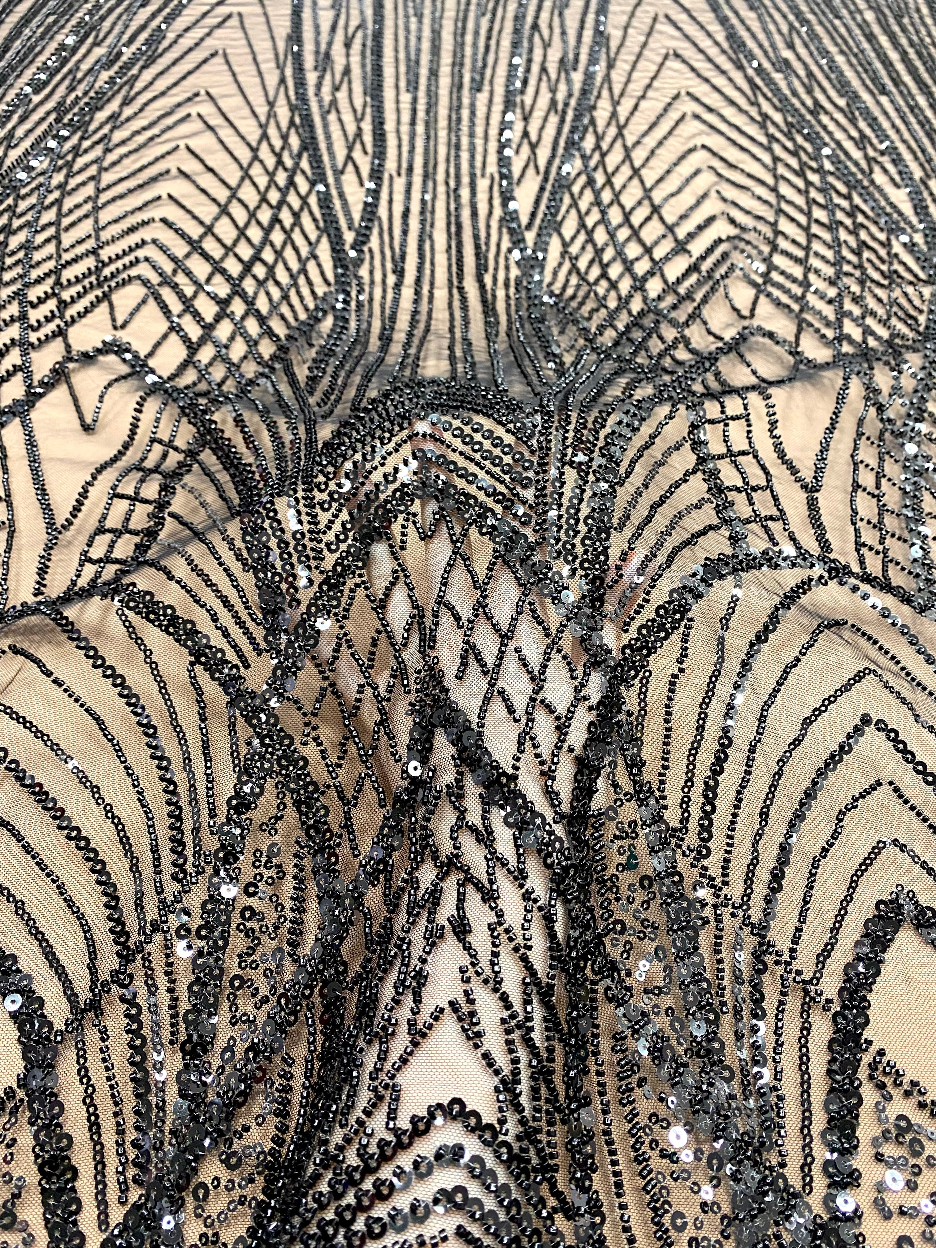 Dantela Couture Neagra cu Panou, cu Margele si Paiete