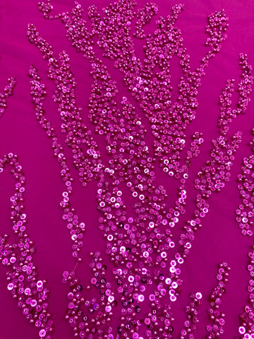 Dantela Couture Fucsia cu Perle, Margele si Paiete